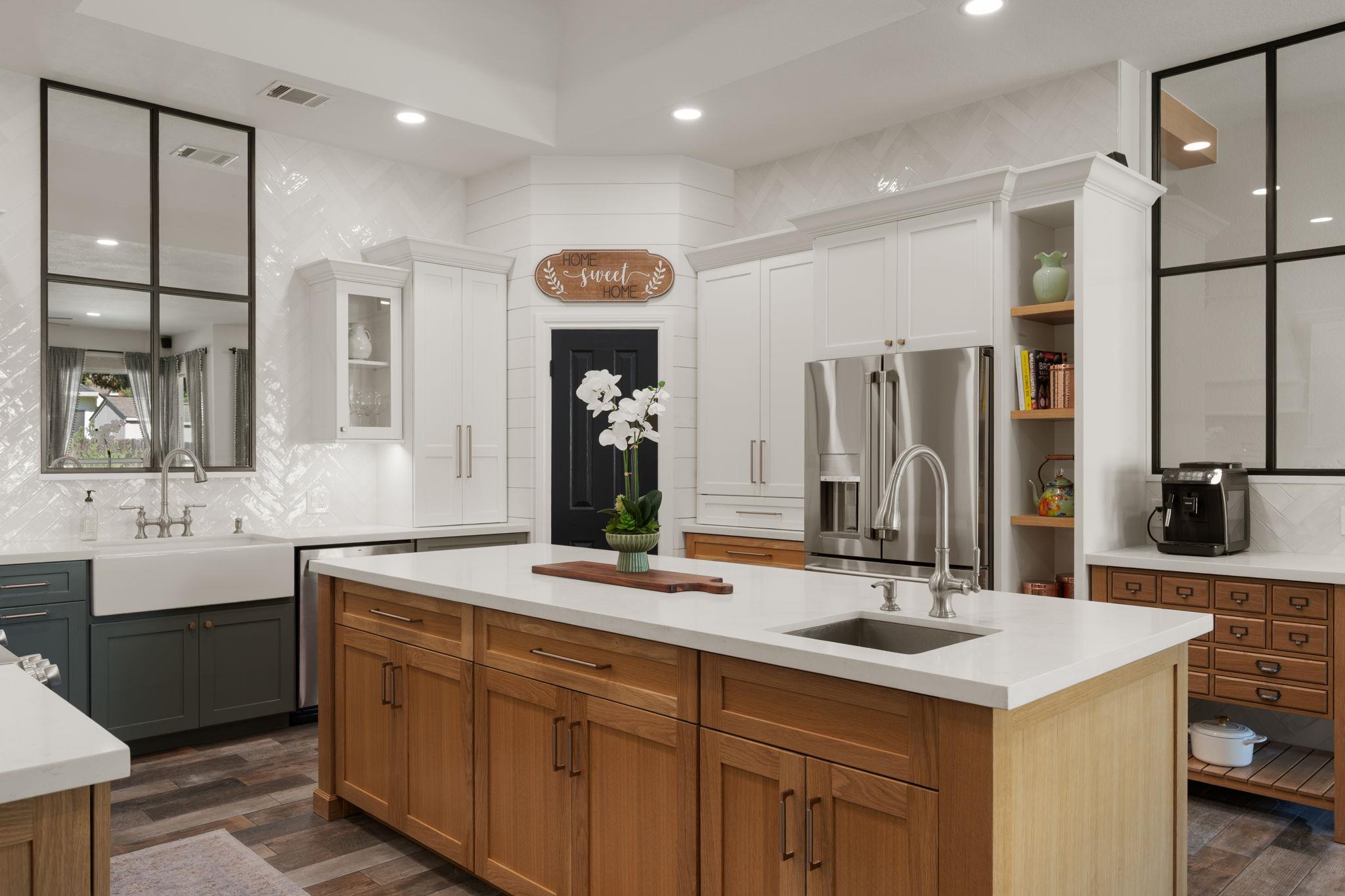 801 Ivy Dr, Pflugerville, TX 78660