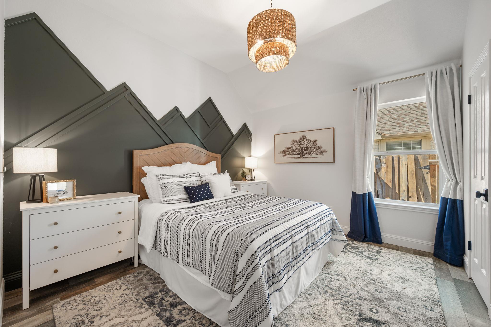 801 Ivy Dr, Pflugerville, TX 78660