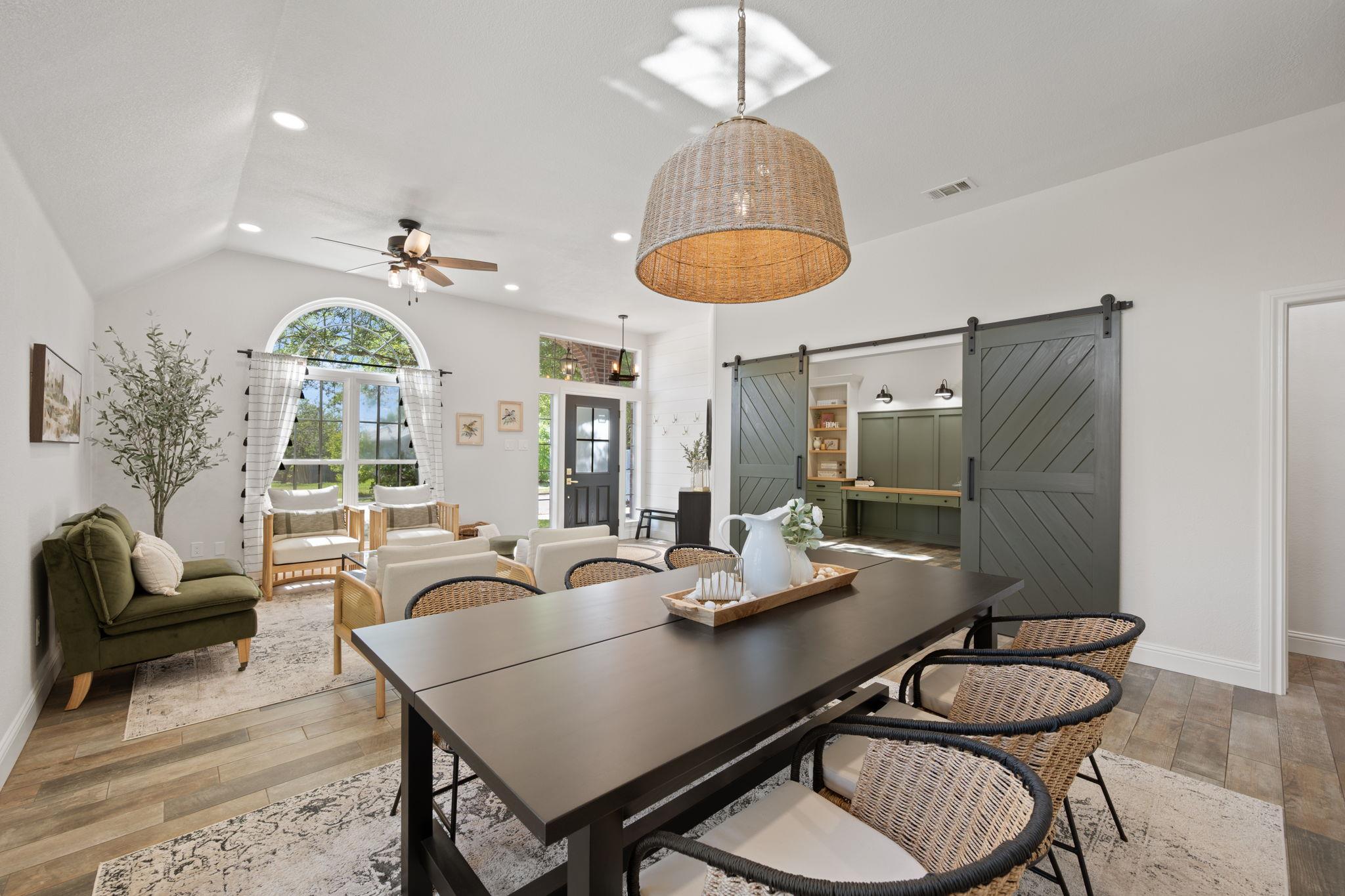 801 Ivy Dr, Pflugerville, TX 78660