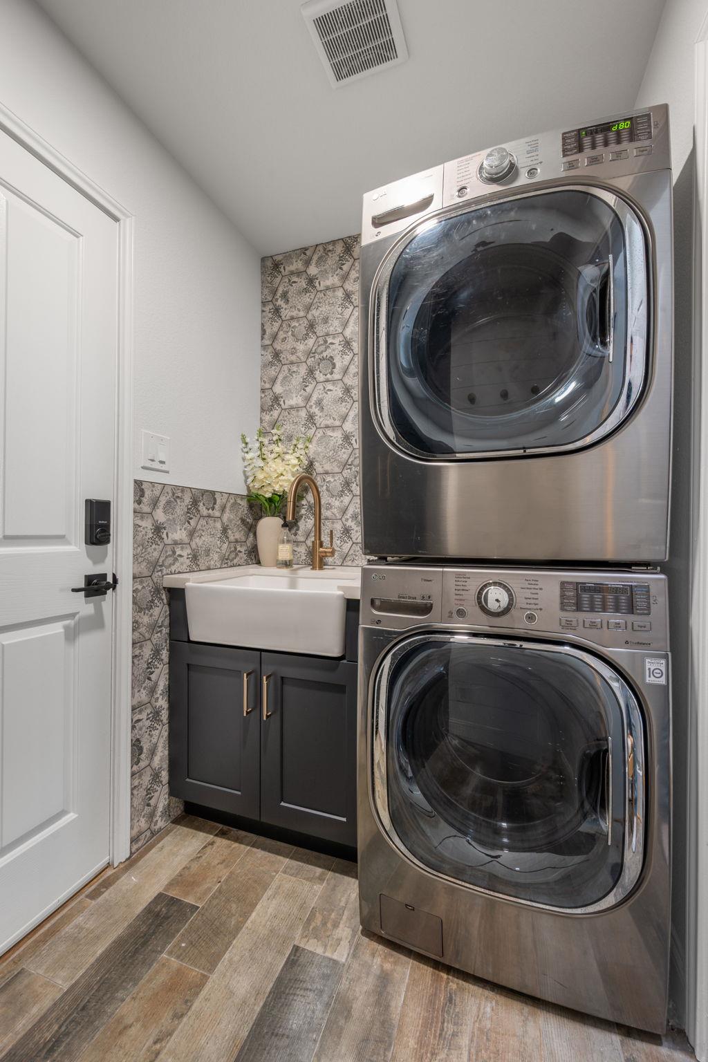 801 Ivy Dr, Pflugerville, TX 78660