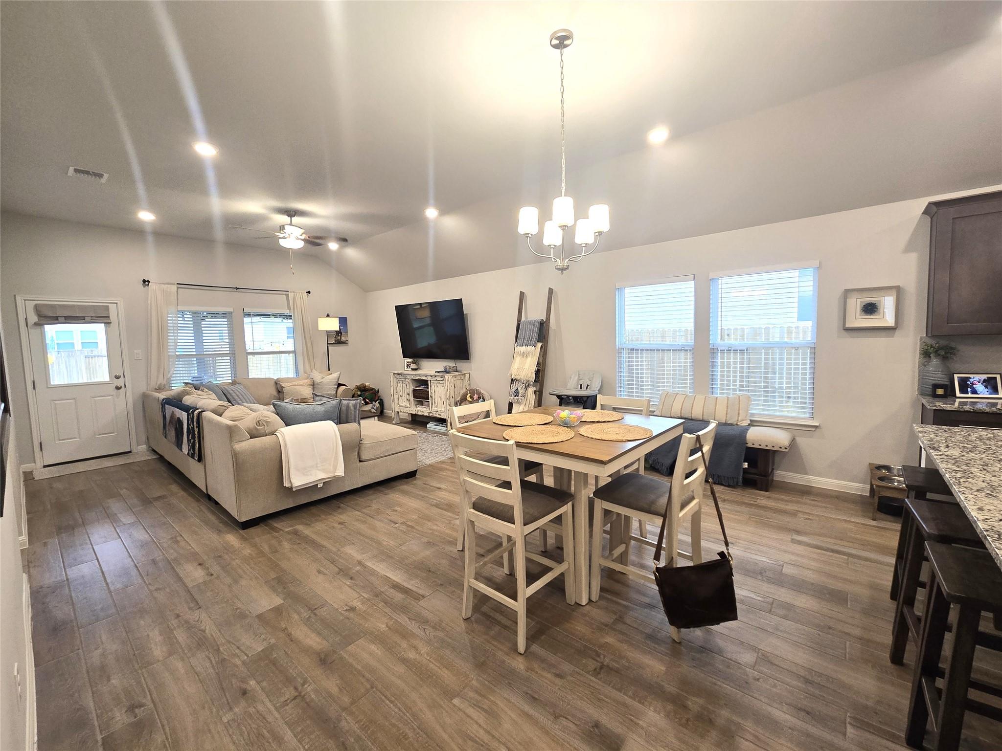 133 Boulder Ridge Trl, Liberty Hill, TX 78642