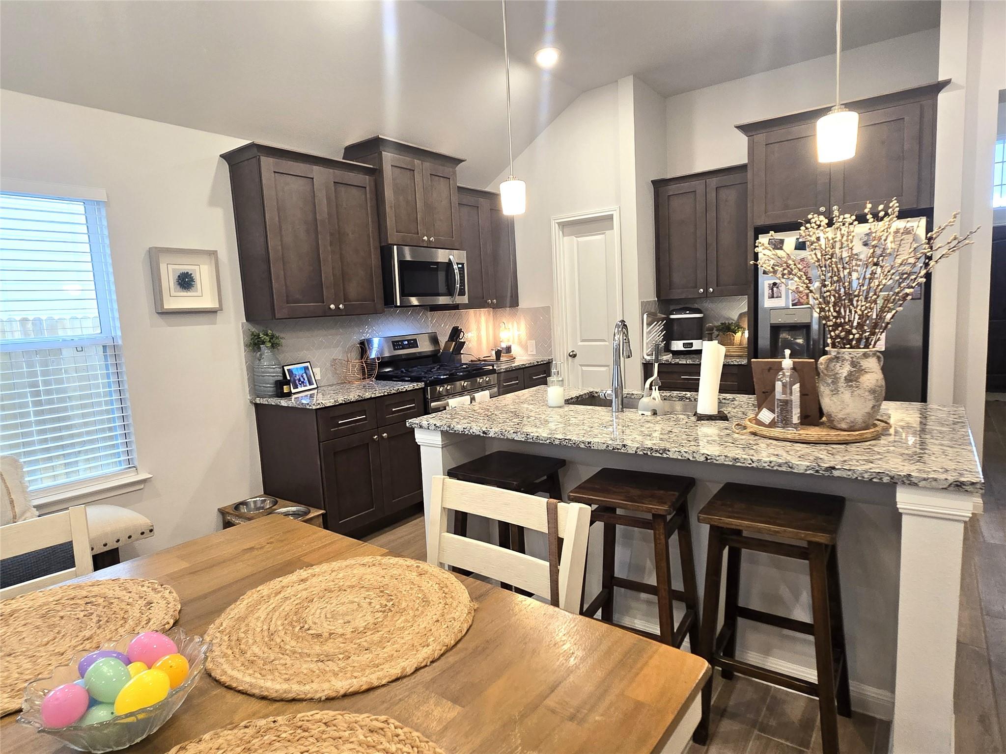 133 Boulder Ridge Trl, Liberty Hill, TX 78642