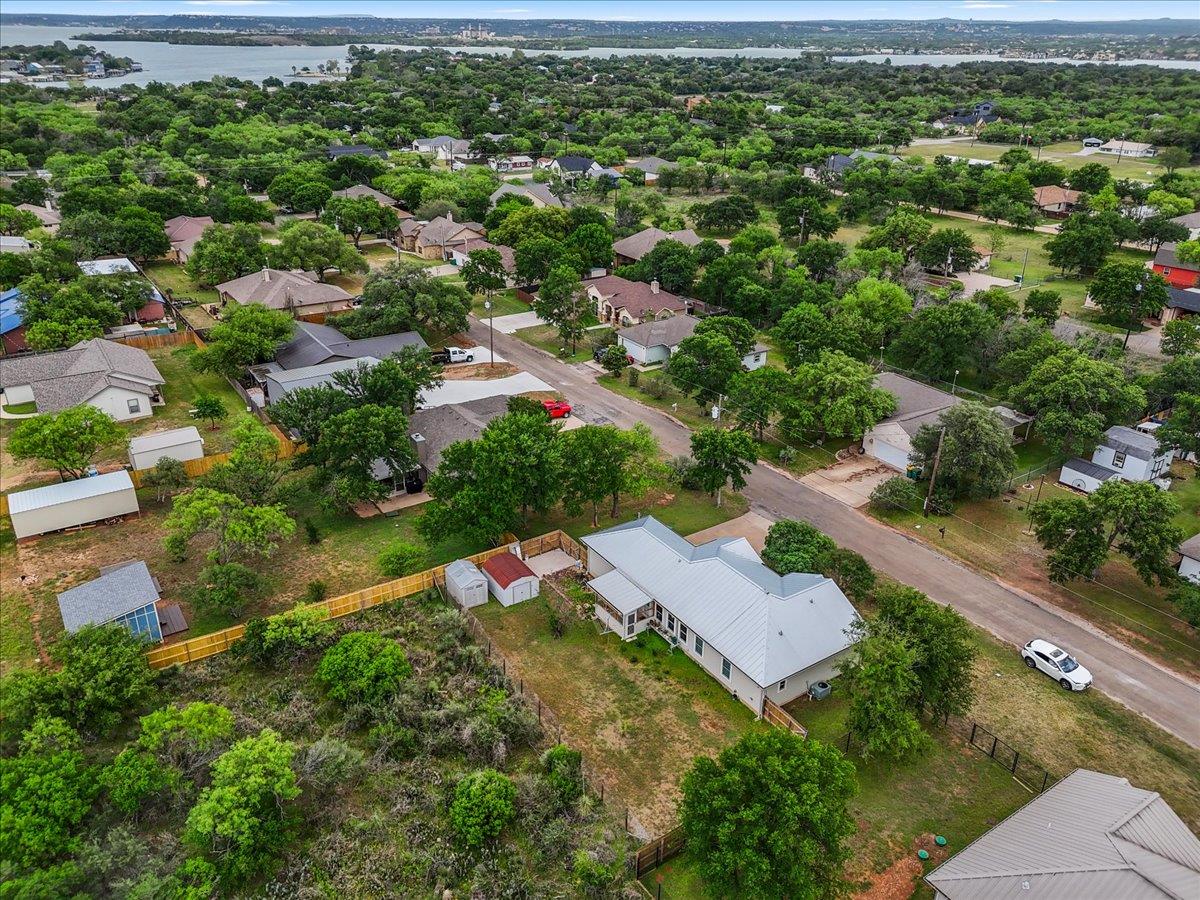 128 W Persimmon Dr, Marble Falls, TX 78654