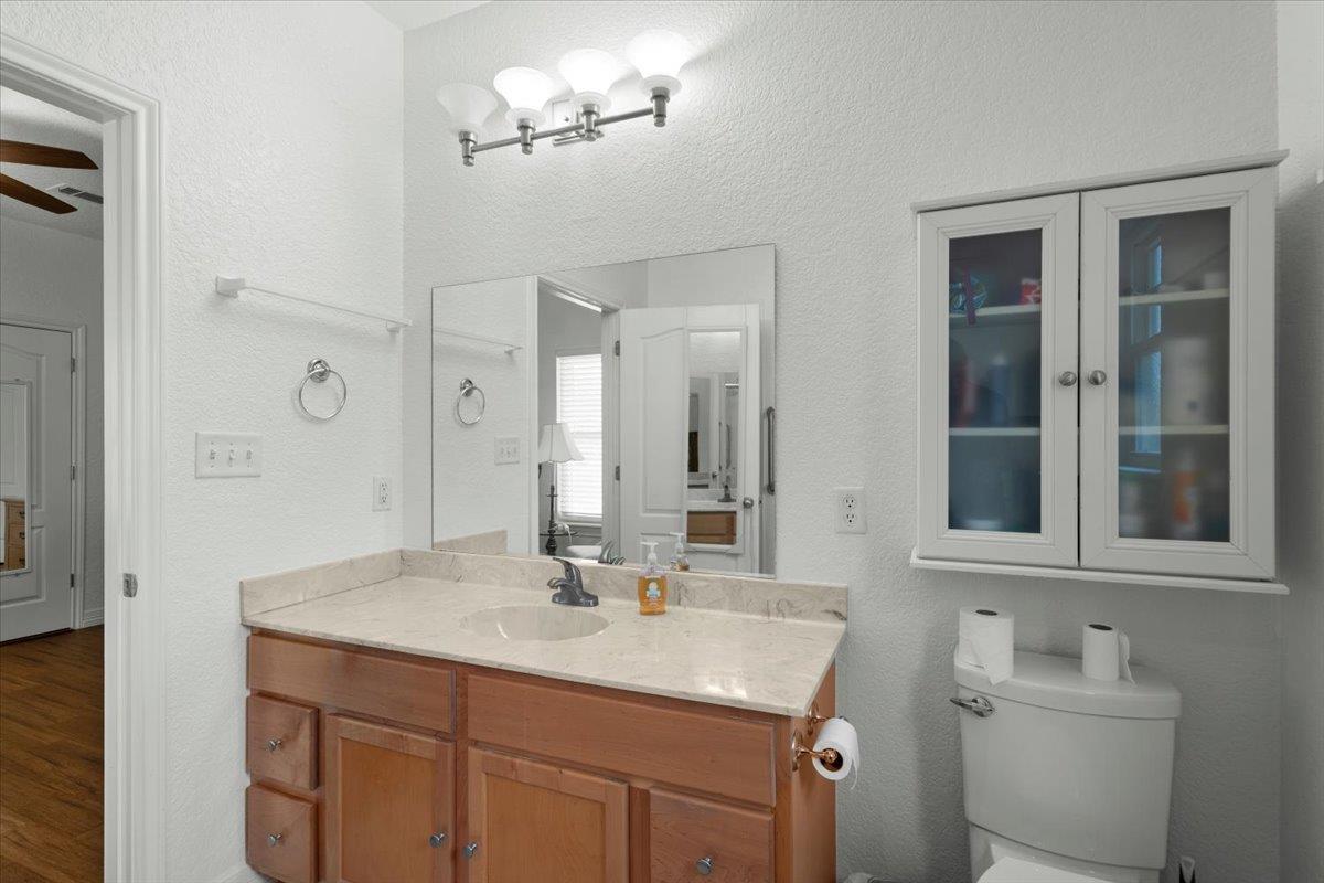 128 W Persimmon Dr, Marble Falls, TX 78654