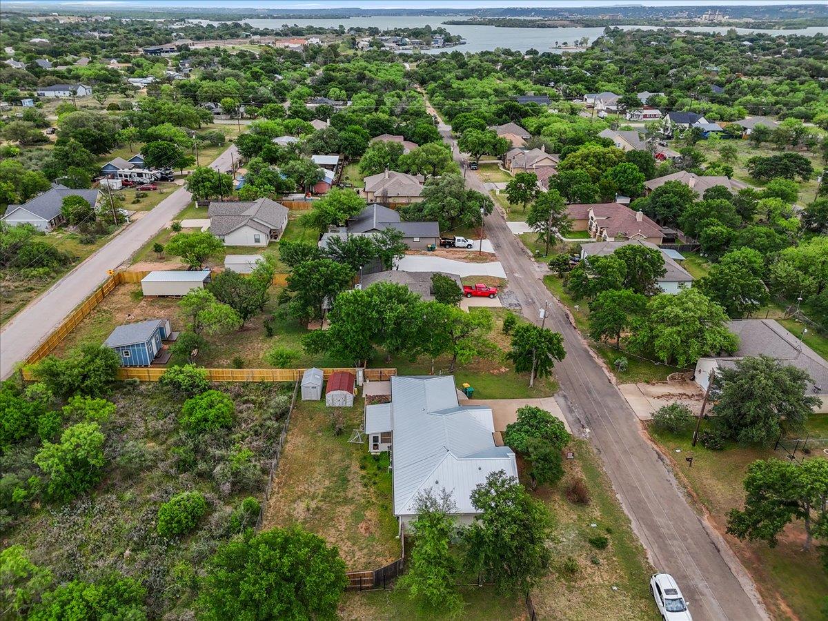 128 W Persimmon Dr, Marble Falls, TX 78654