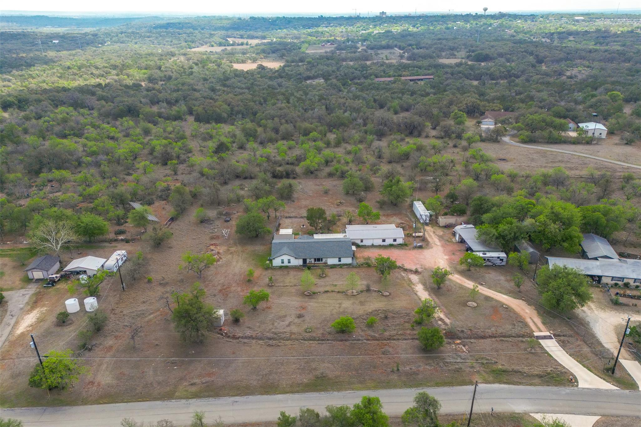 1120 Palomino Ln, San Marcos, TX 78666