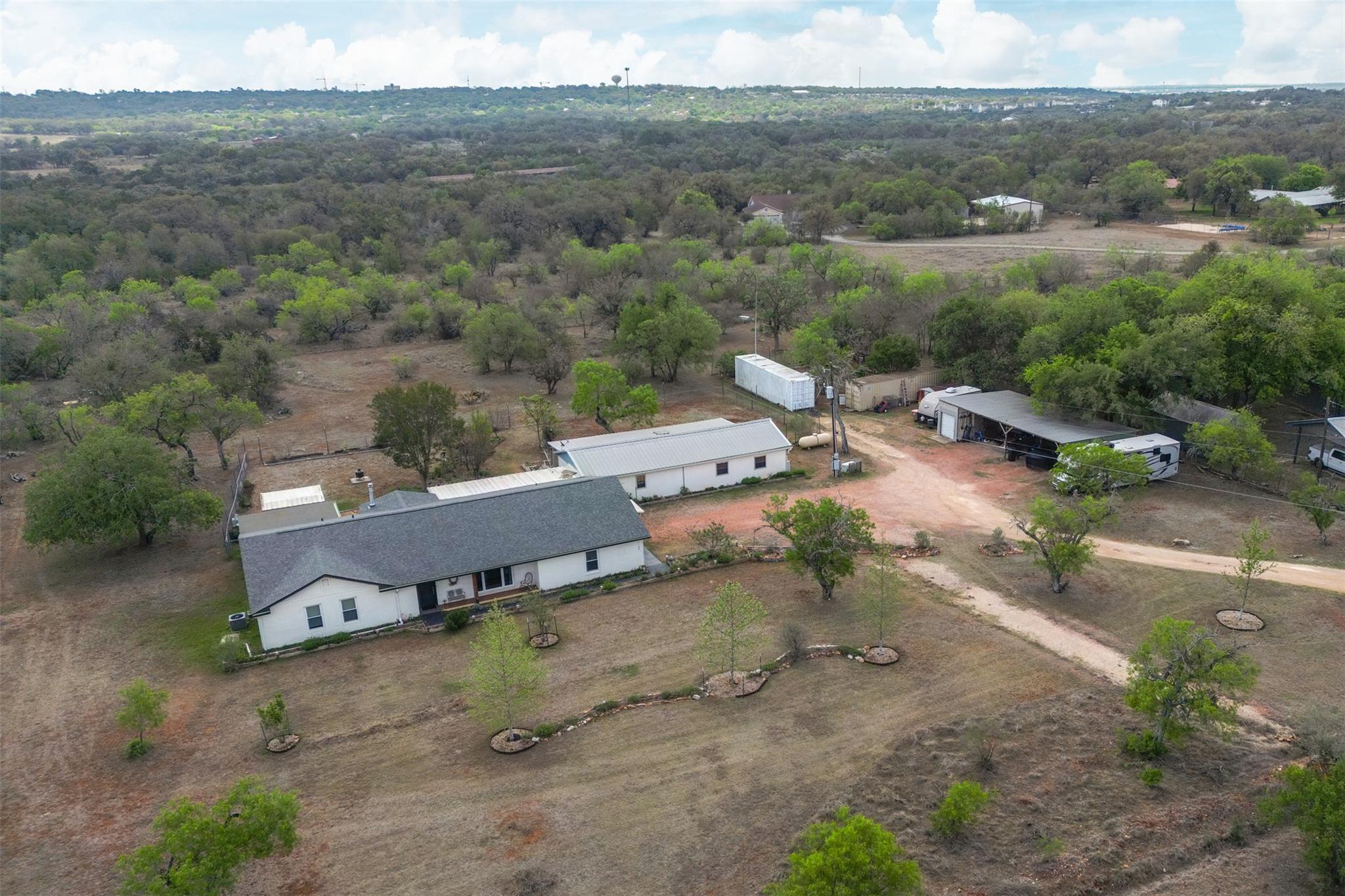 1120 Palomino Ln, San Marcos, TX 78666