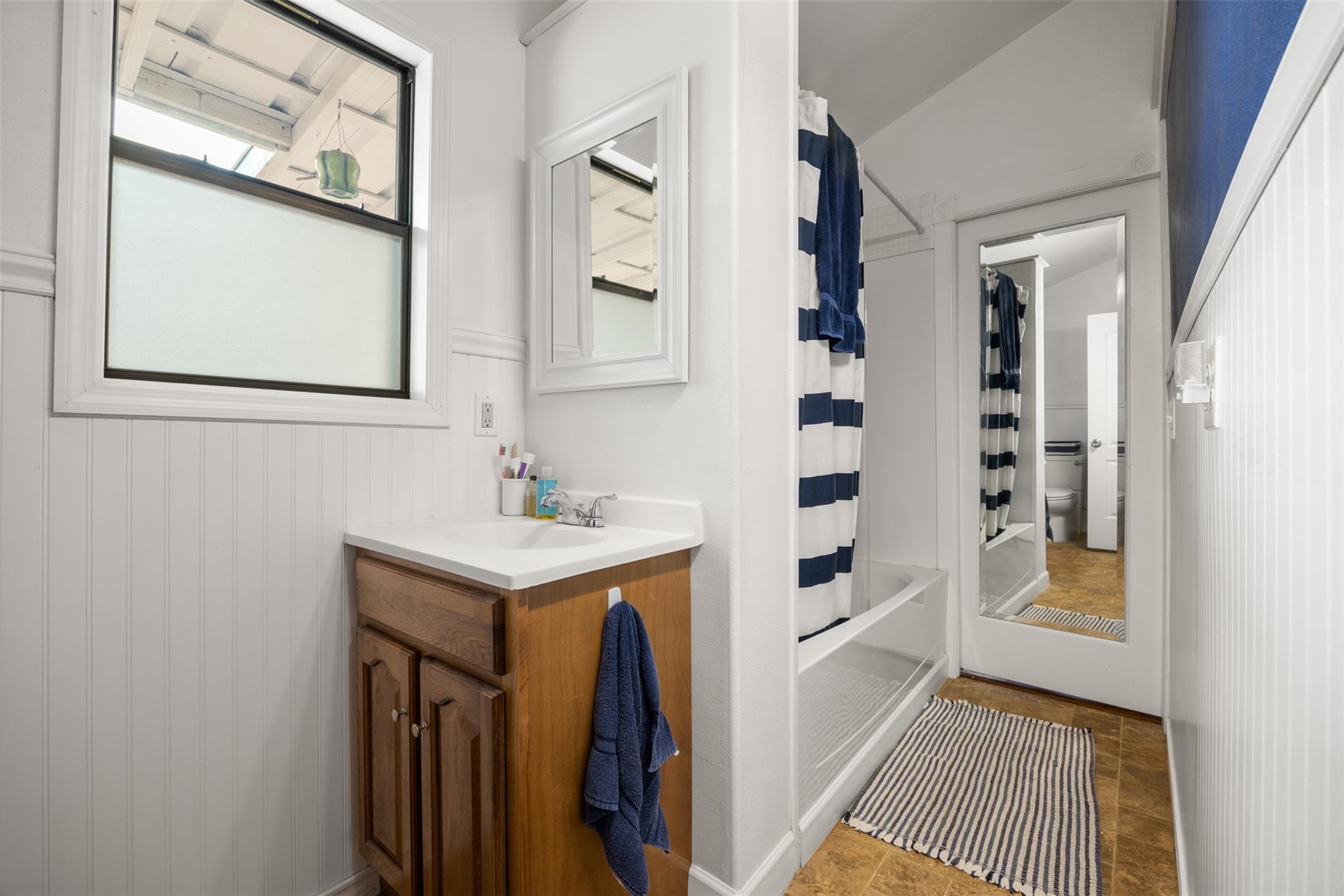 1120 Palomino Ln, San Marcos, TX 78666