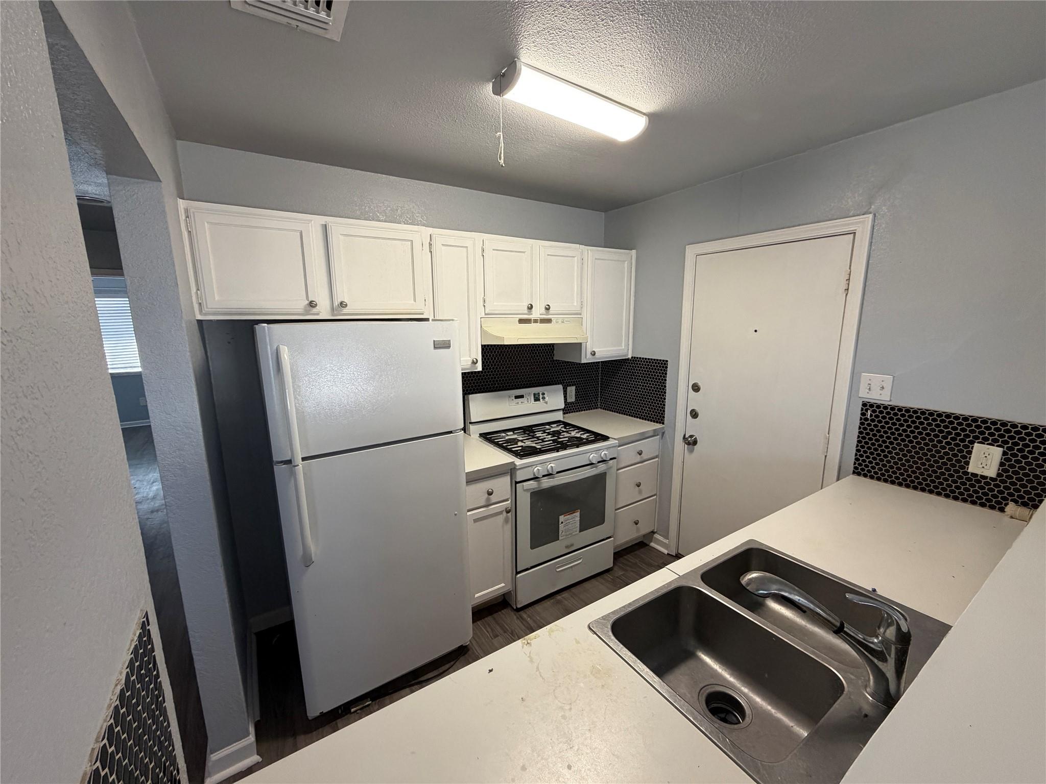 1431 Hyridge Cir, Round Rock, TX 78664