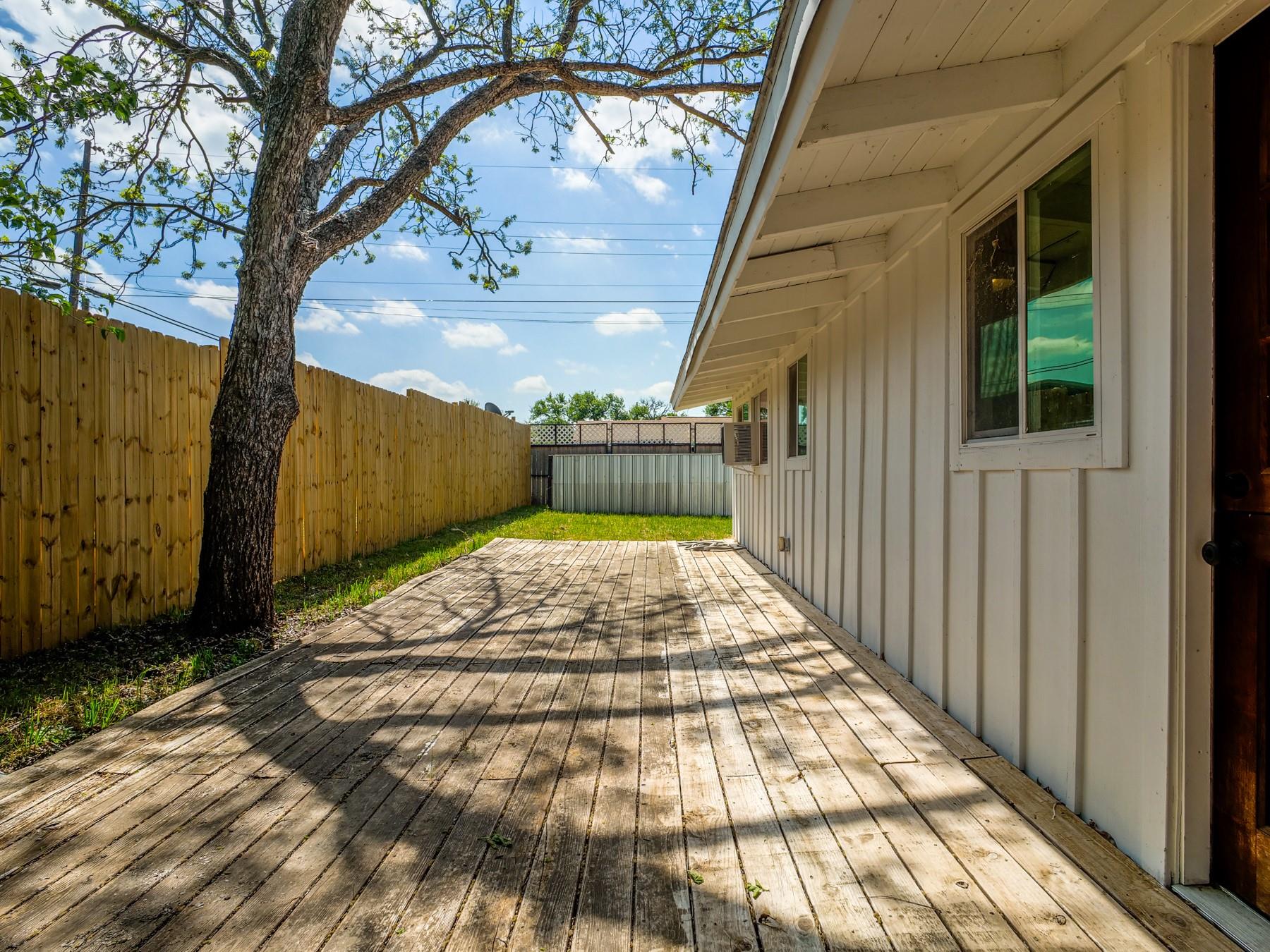 103 Chism St, Burnet, TX 78611