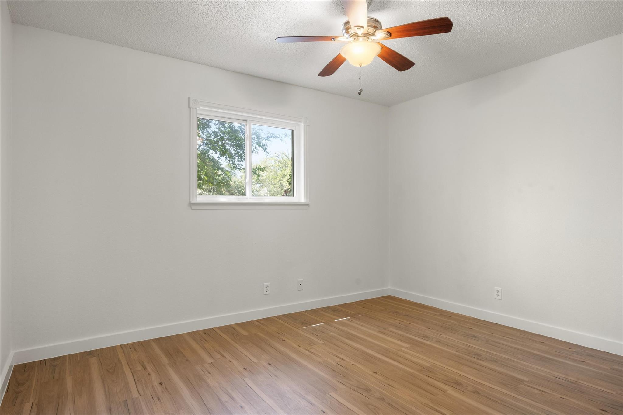 620 S 1st St # 116, Austin, TX 78704