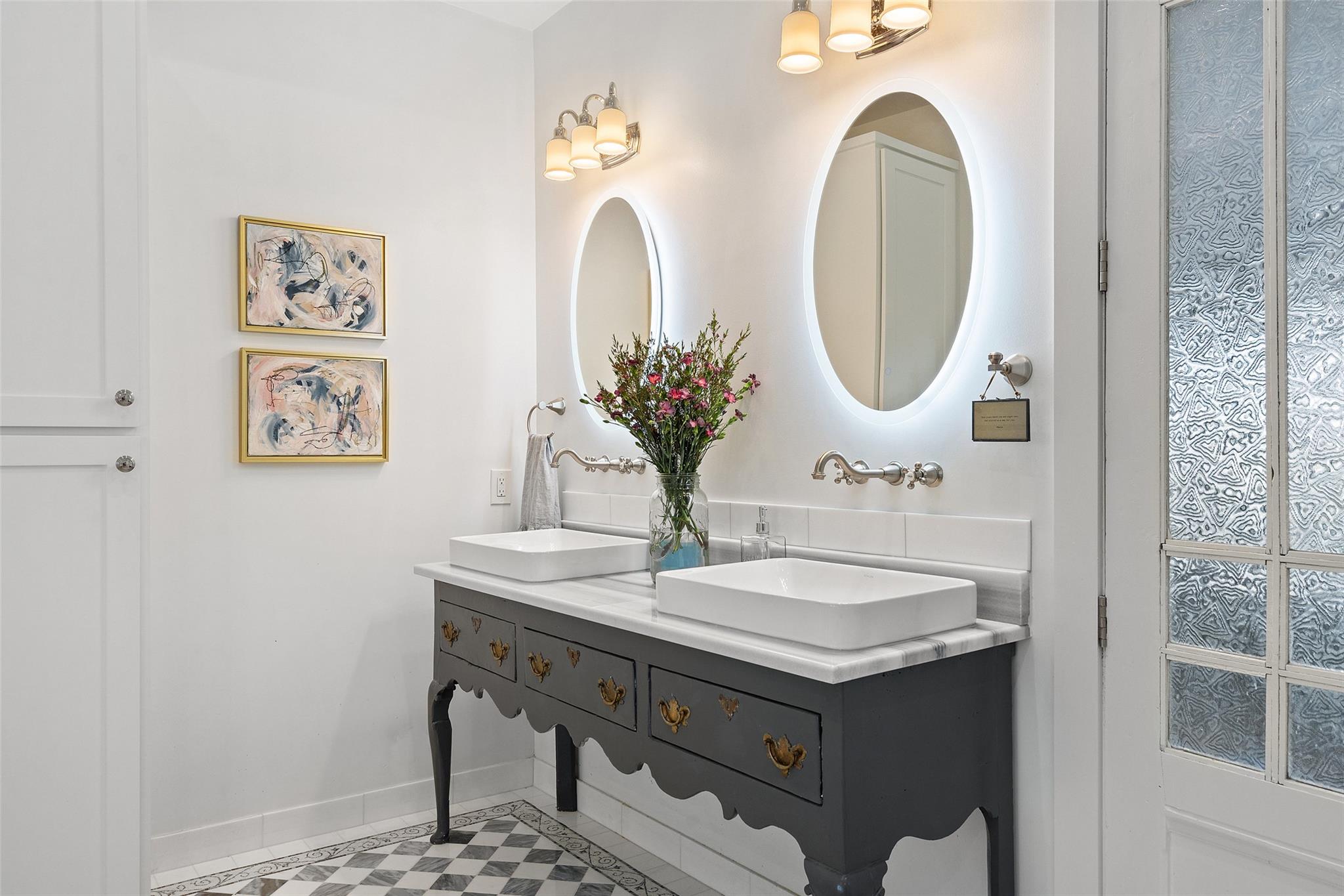 2449 Crosswind Dr, Lakeway, TX 78669