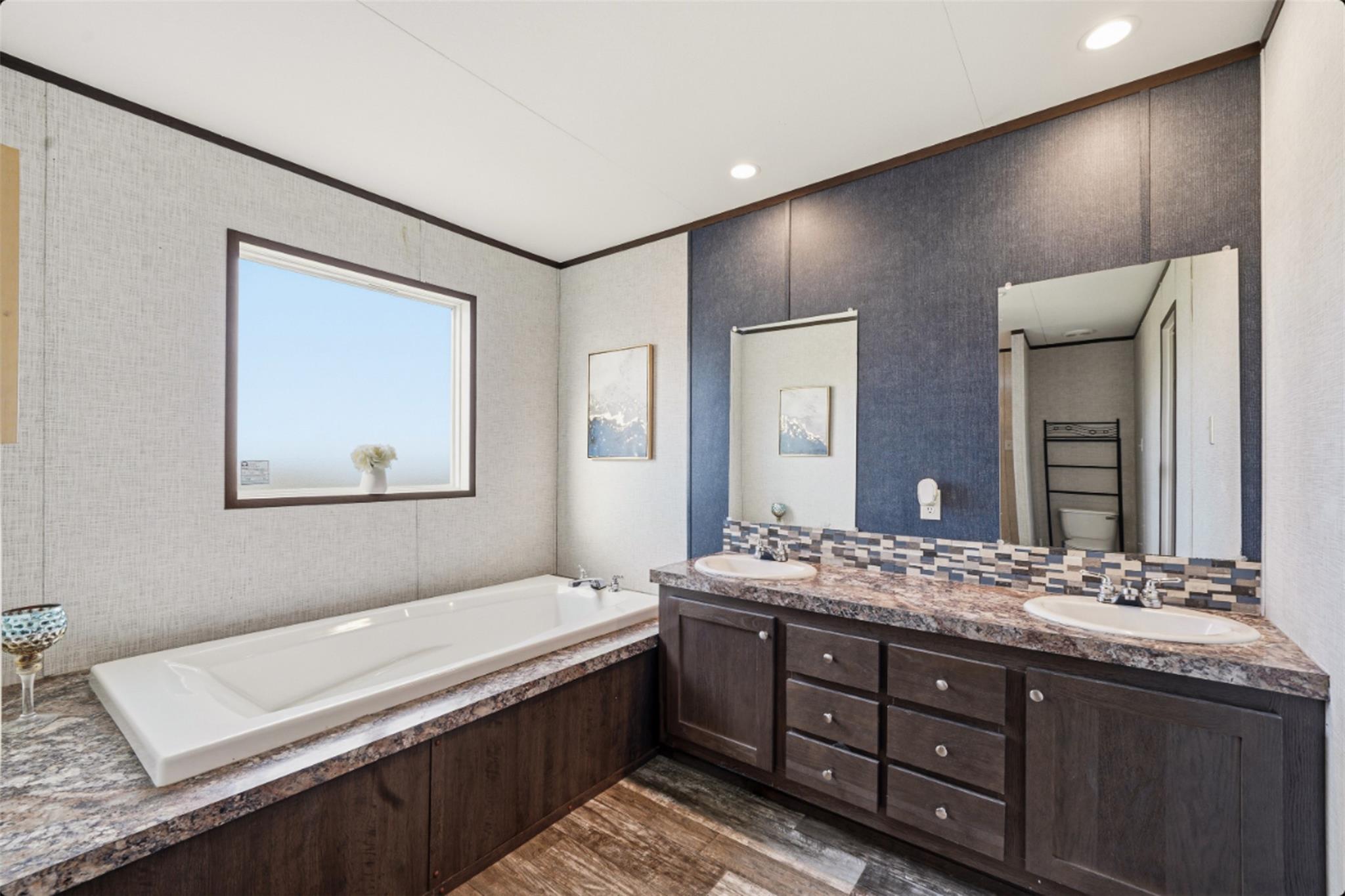 2493 County Road 464, Elgin, TX 78621