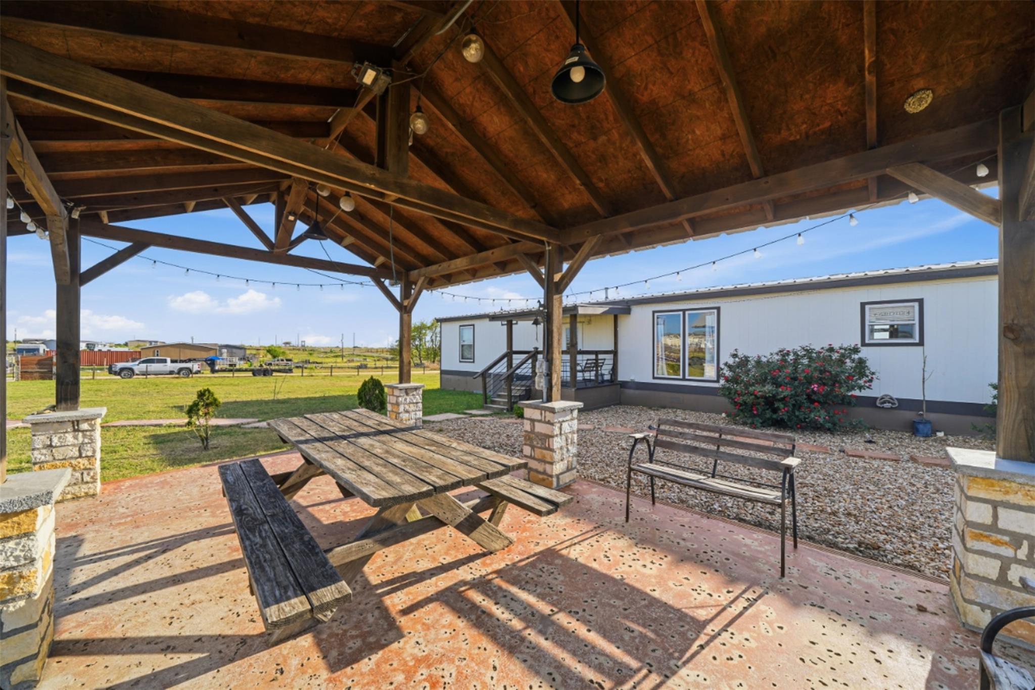 2493 County Road 464, Elgin, TX 78621