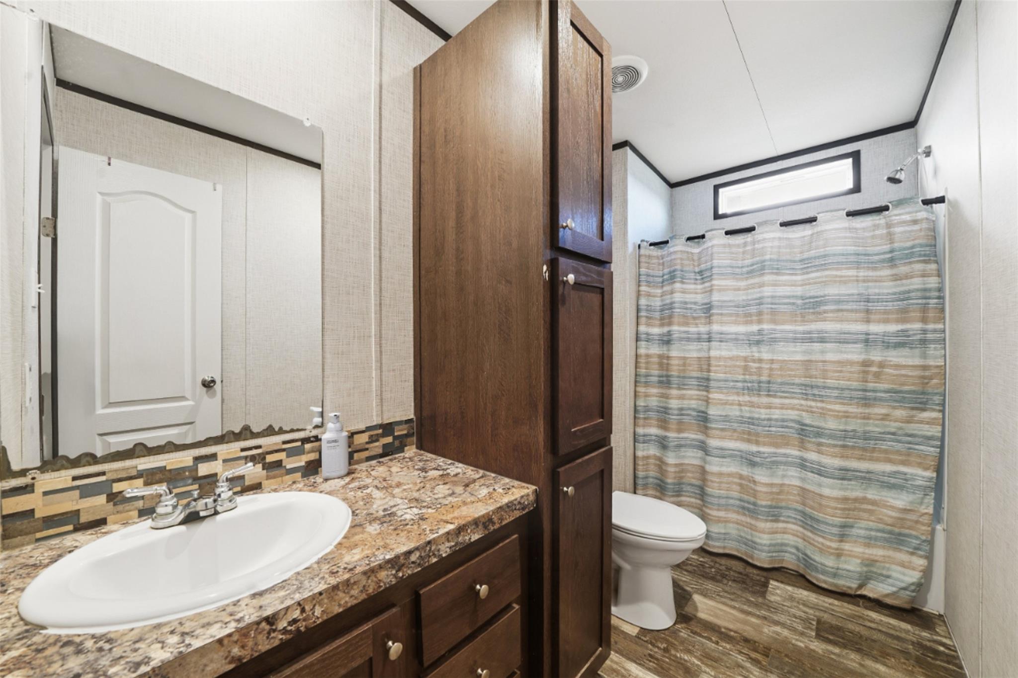 2493 County Road 464, Elgin, TX 78621