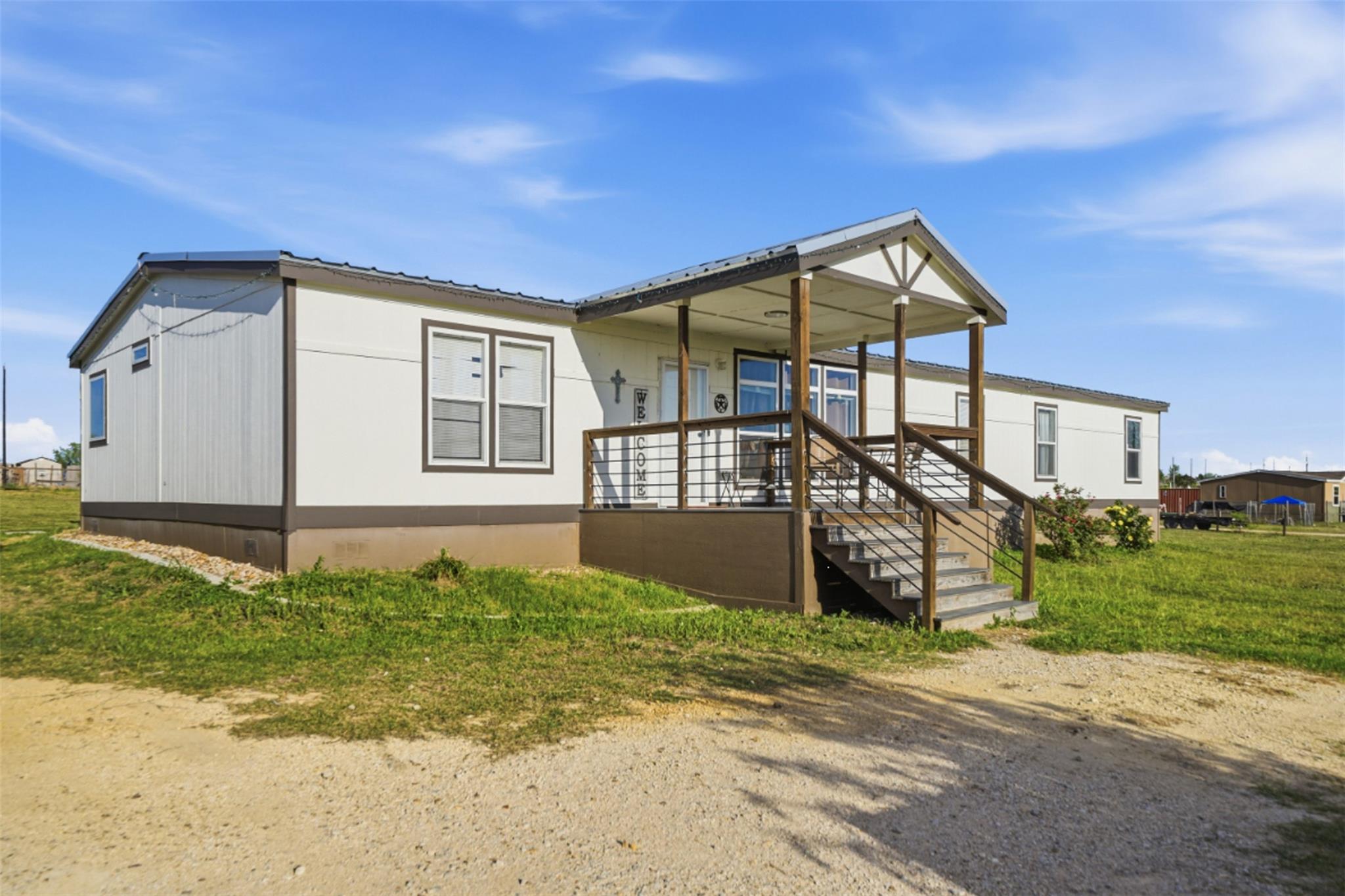 2493 County Road 464, Elgin, TX 78621