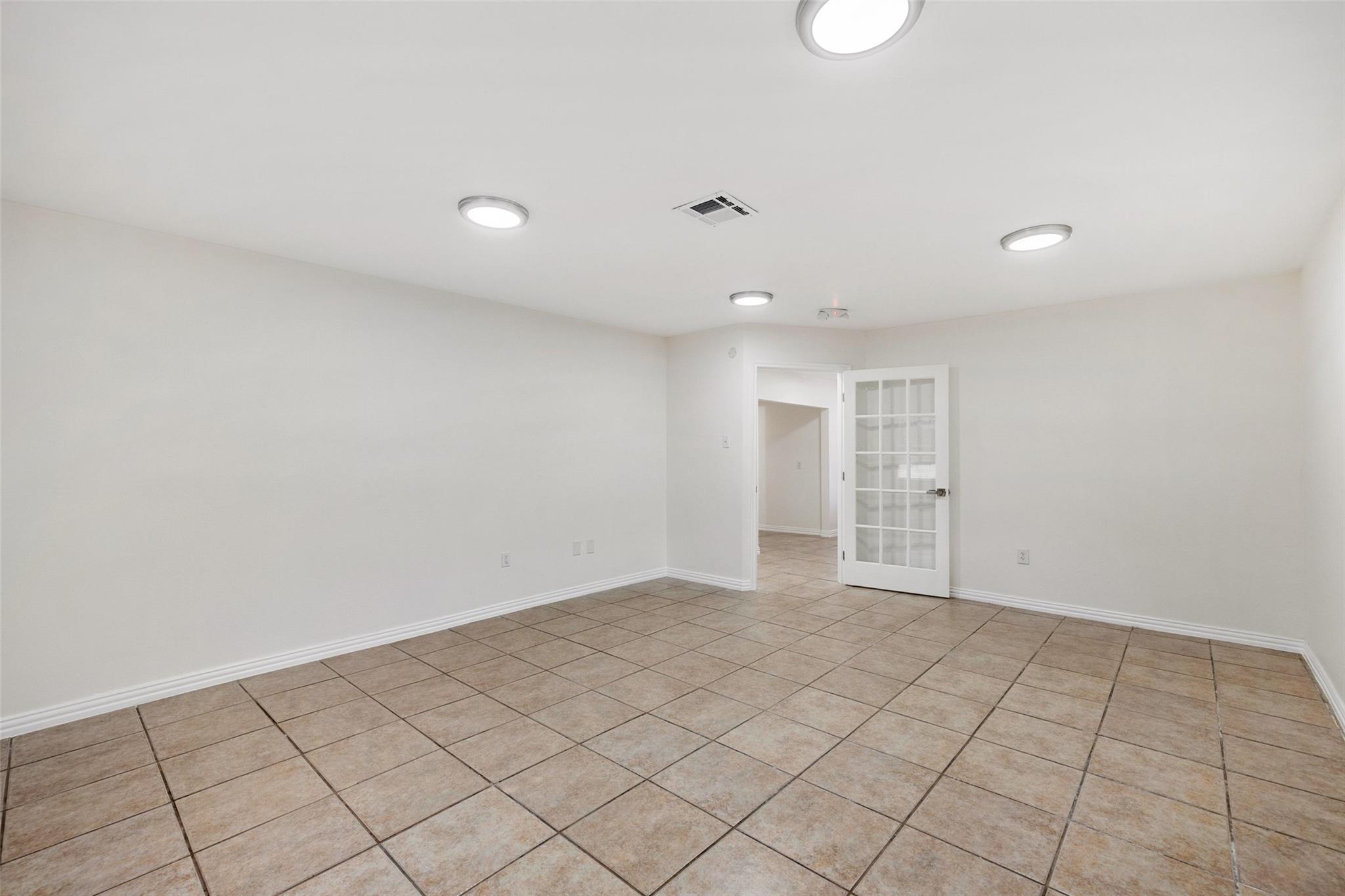 750 S Mays St, Round Rock, TX 78664