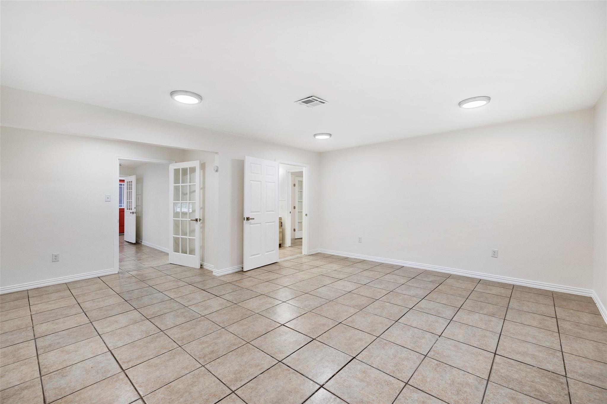 750 S Mays St, Round Rock, TX 78664