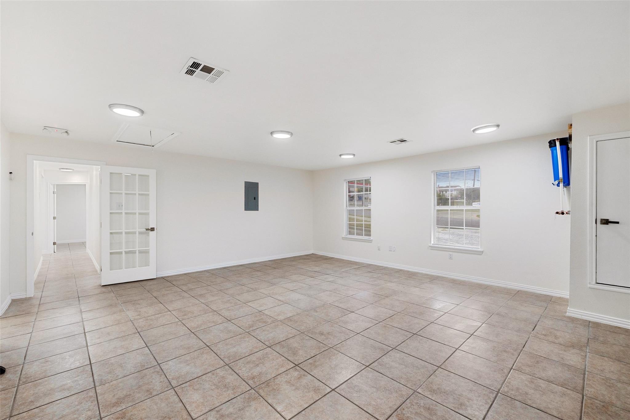 750 S Mays St, Round Rock, TX 78664