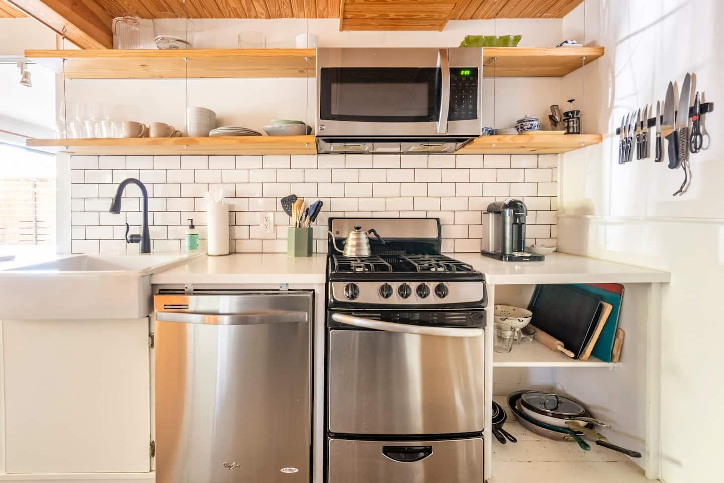 609 W Mary St, Austin, TX 78704