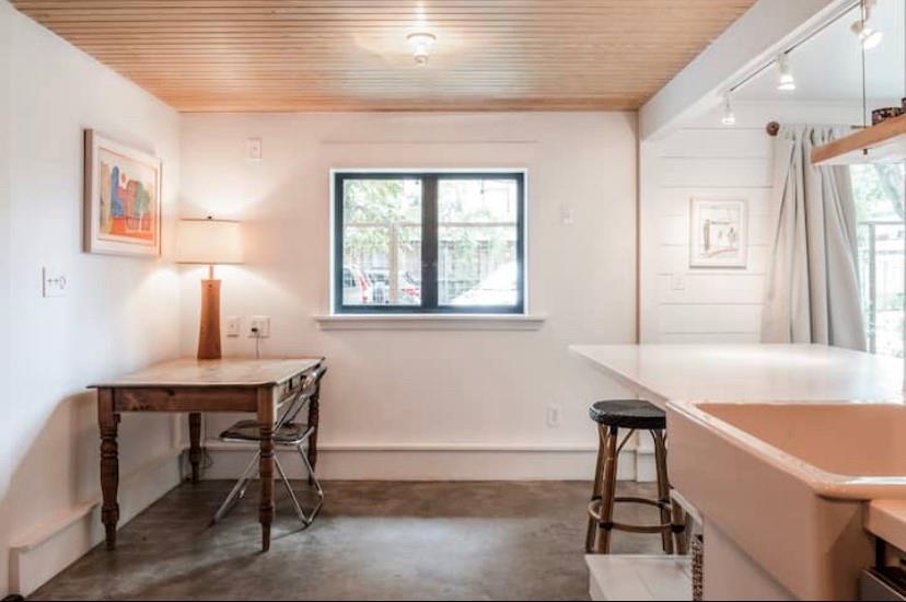 609 W Mary St, Austin, TX 78704