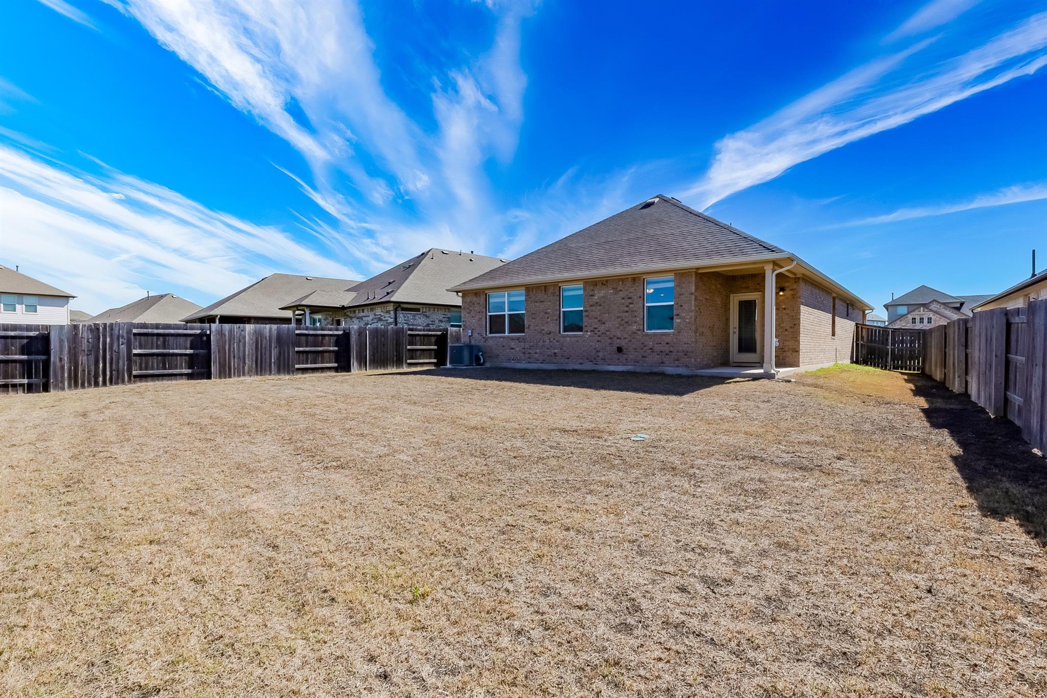 17304 Crownfield Path, Manor, TX 78653