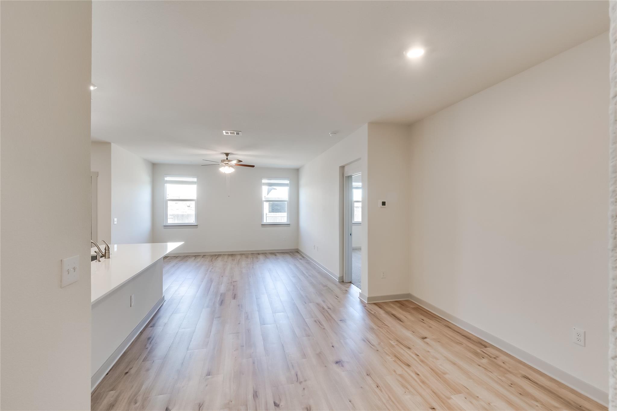 17304 Crownfield Path, Manor, TX 78653