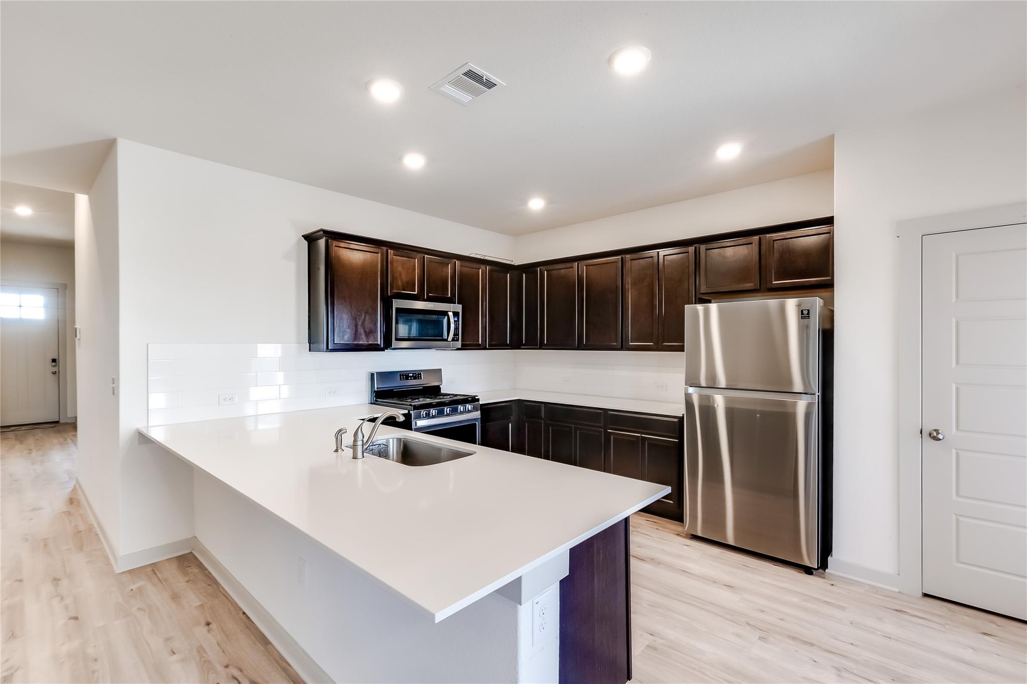 17304 Crownfield Path, Manor, TX 78653