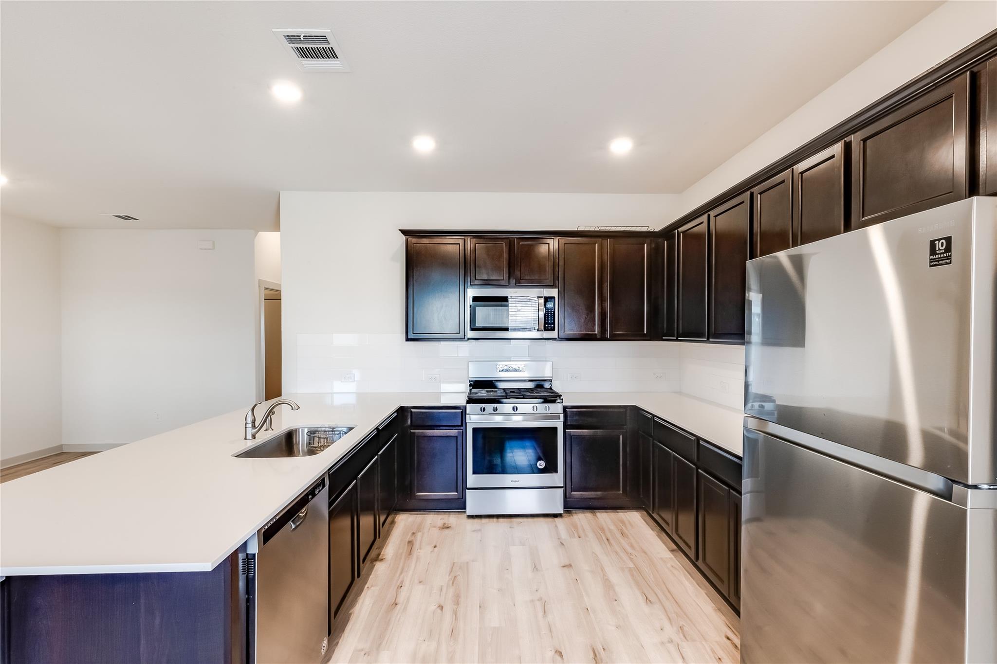 17304 Crownfield Path, Manor, TX 78653