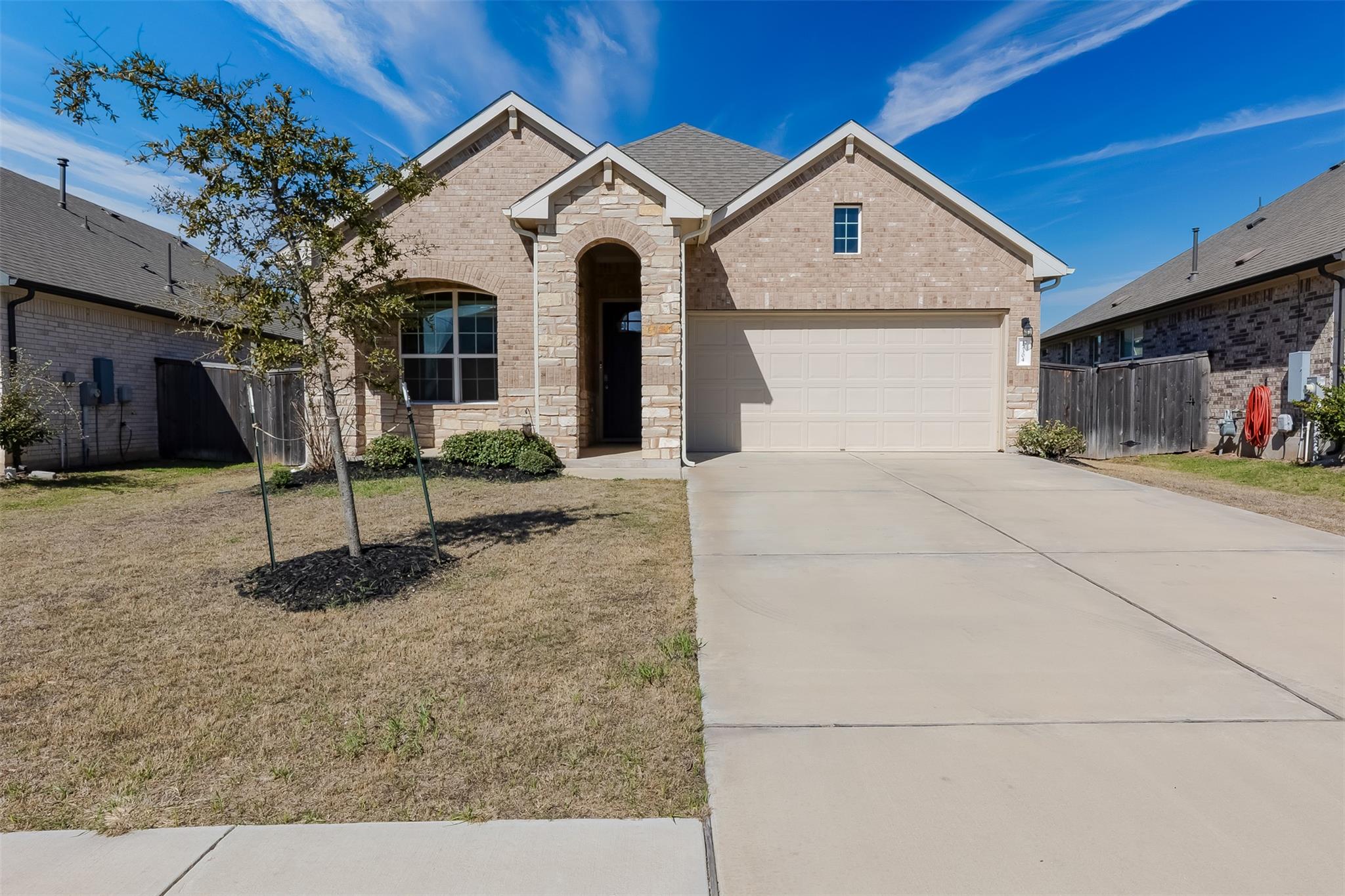 17304 Crownfield Path, Manor, TX 78653