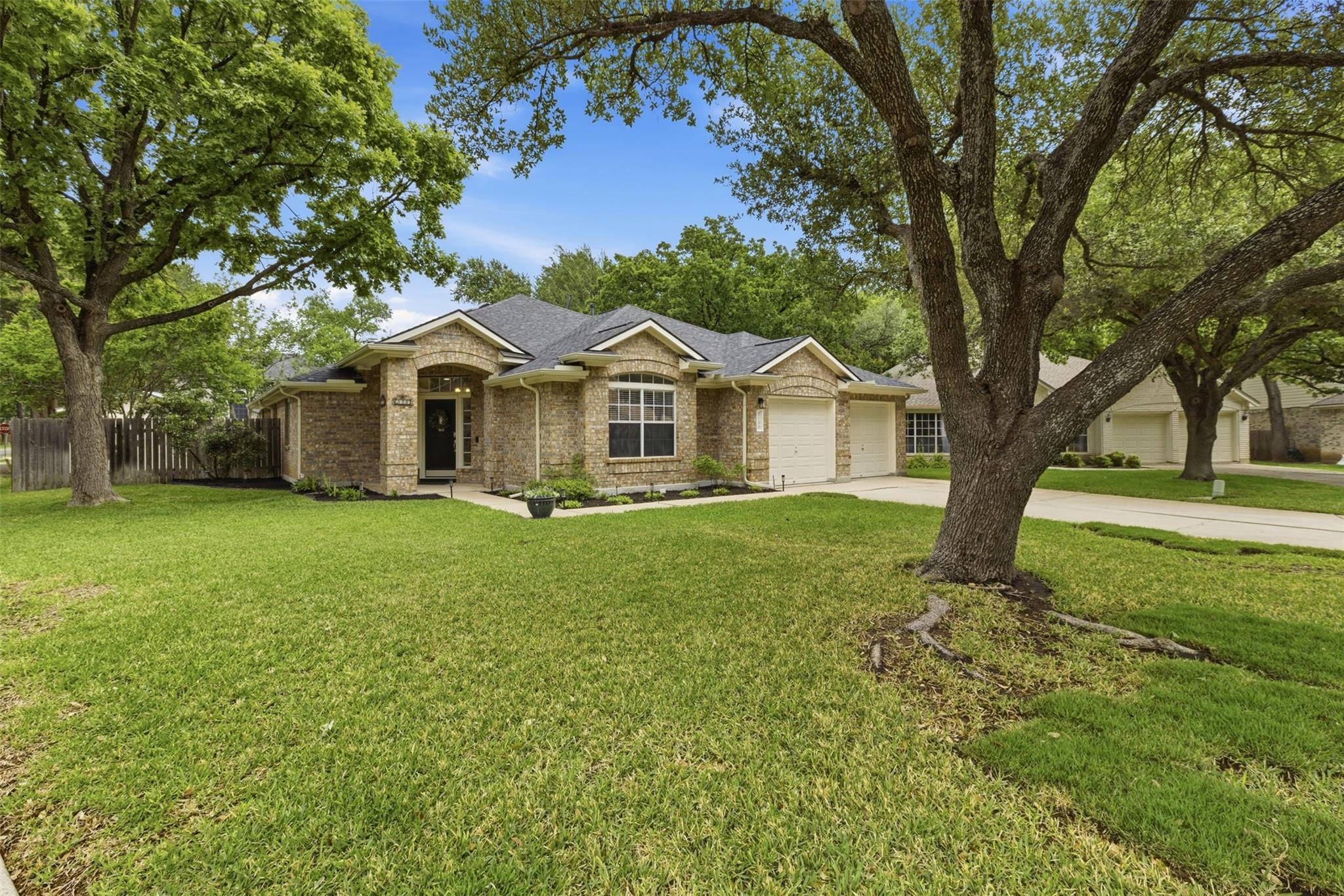 2100 Red Oak Cir, Round Rock, TX 78681