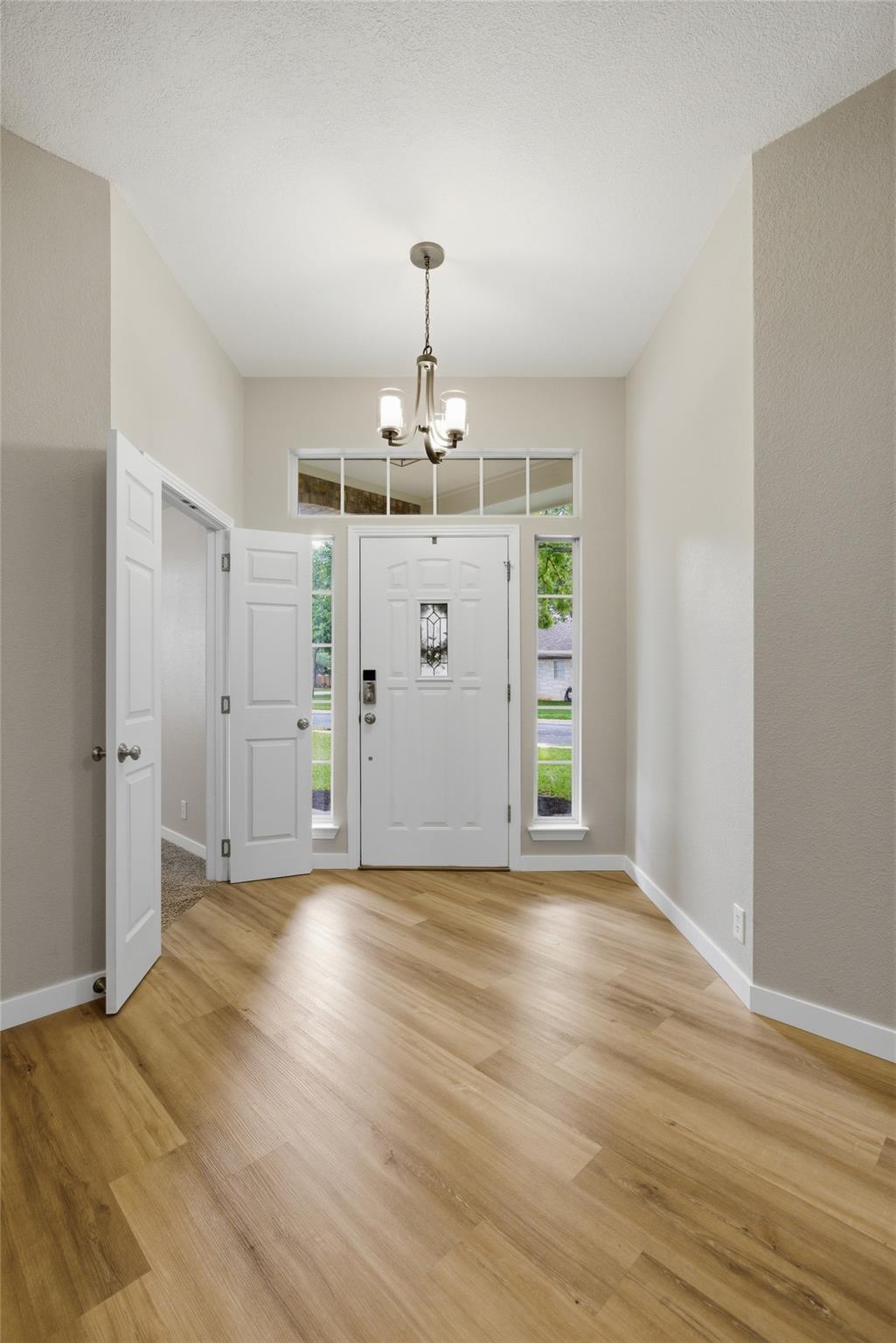 2100 Red Oak Cir, Round Rock, TX 78681