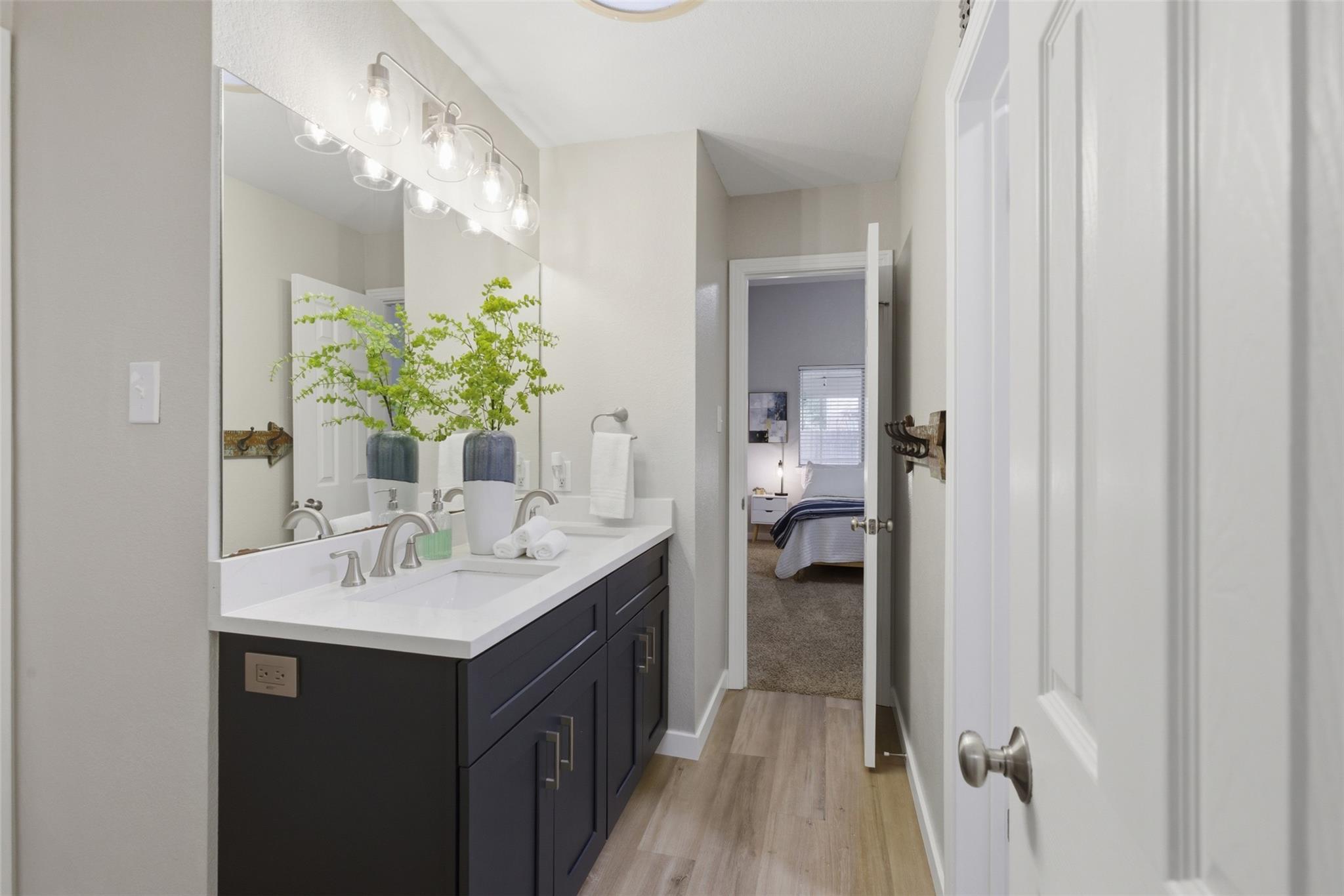 2100 Red Oak Cir, Round Rock, TX 78681