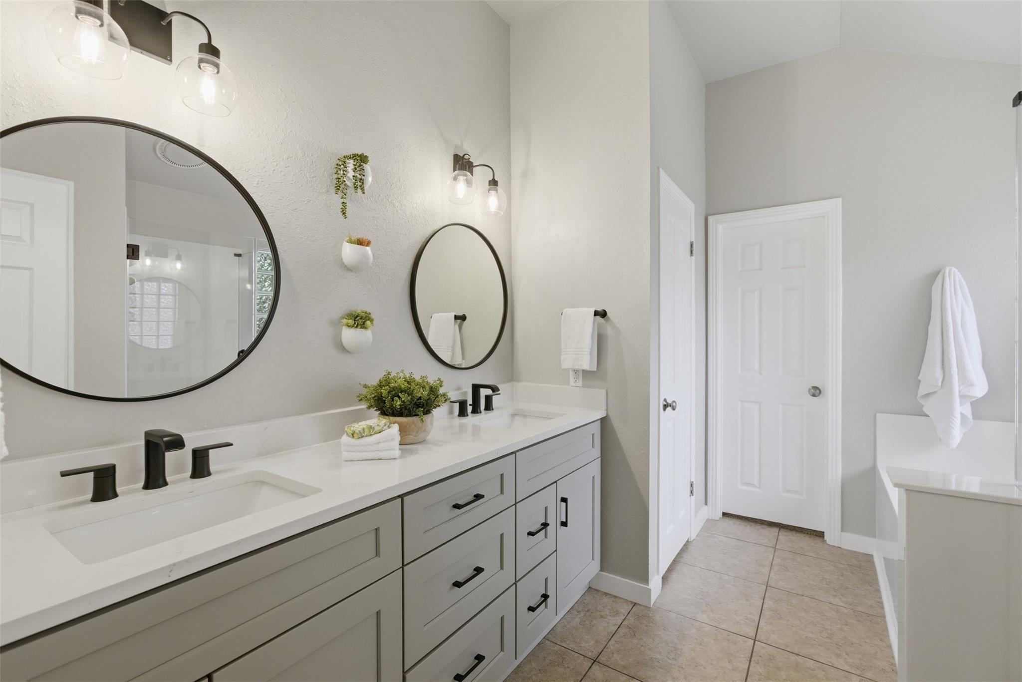 2100 Red Oak Cir, Round Rock, TX 78681