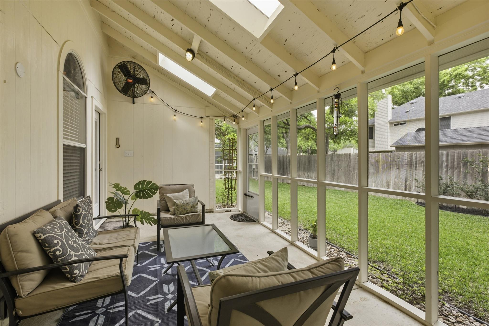 2100 Red Oak Cir, Round Rock, TX 78681