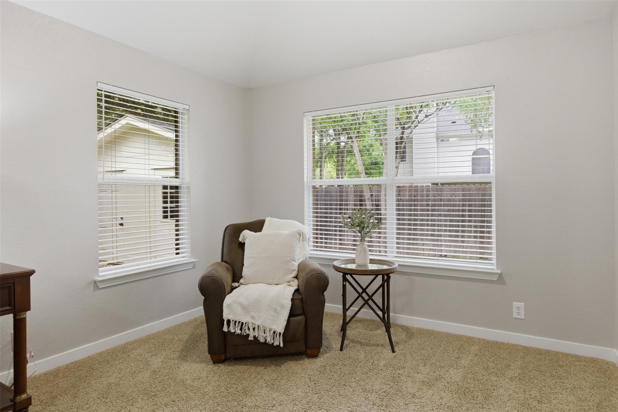 2100 Red Oak Cir, Round Rock, TX 78681