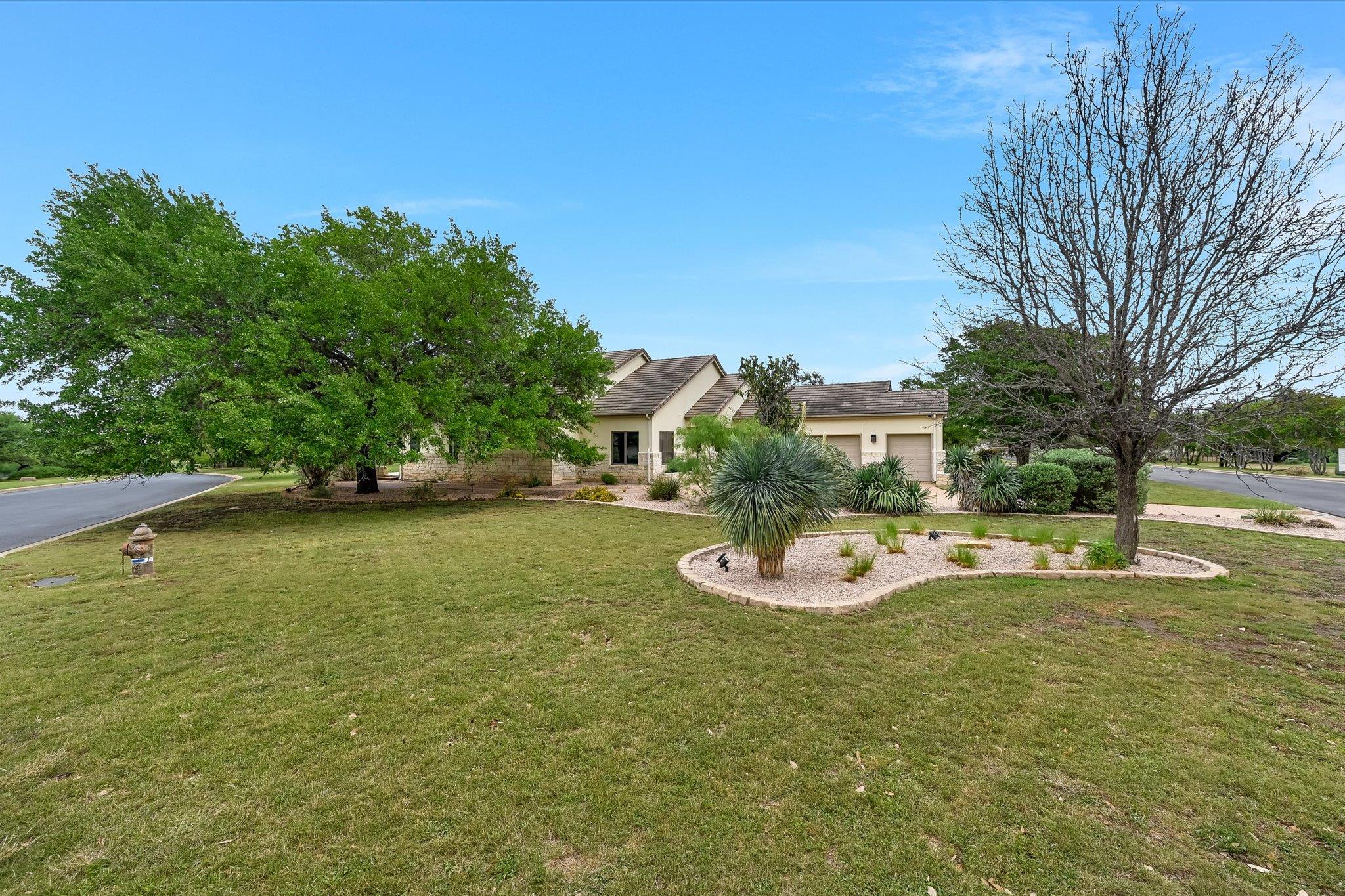 2300 FOUNDERS Cir, Spicewood, TX 78669