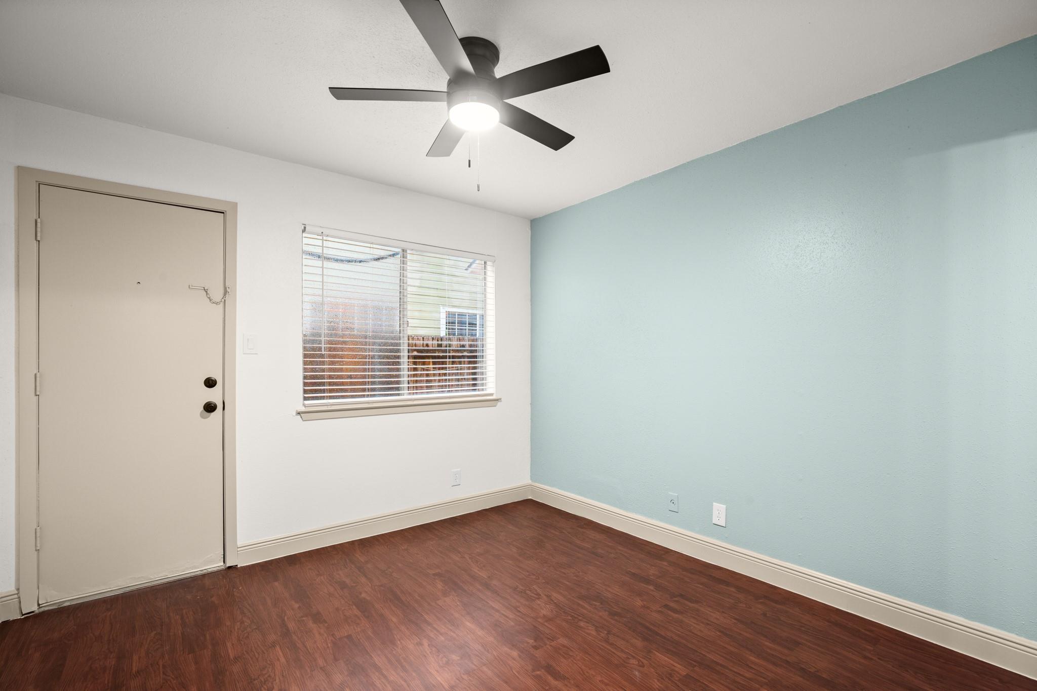 1010 W 23rd St # 3, Austin, TX 78705