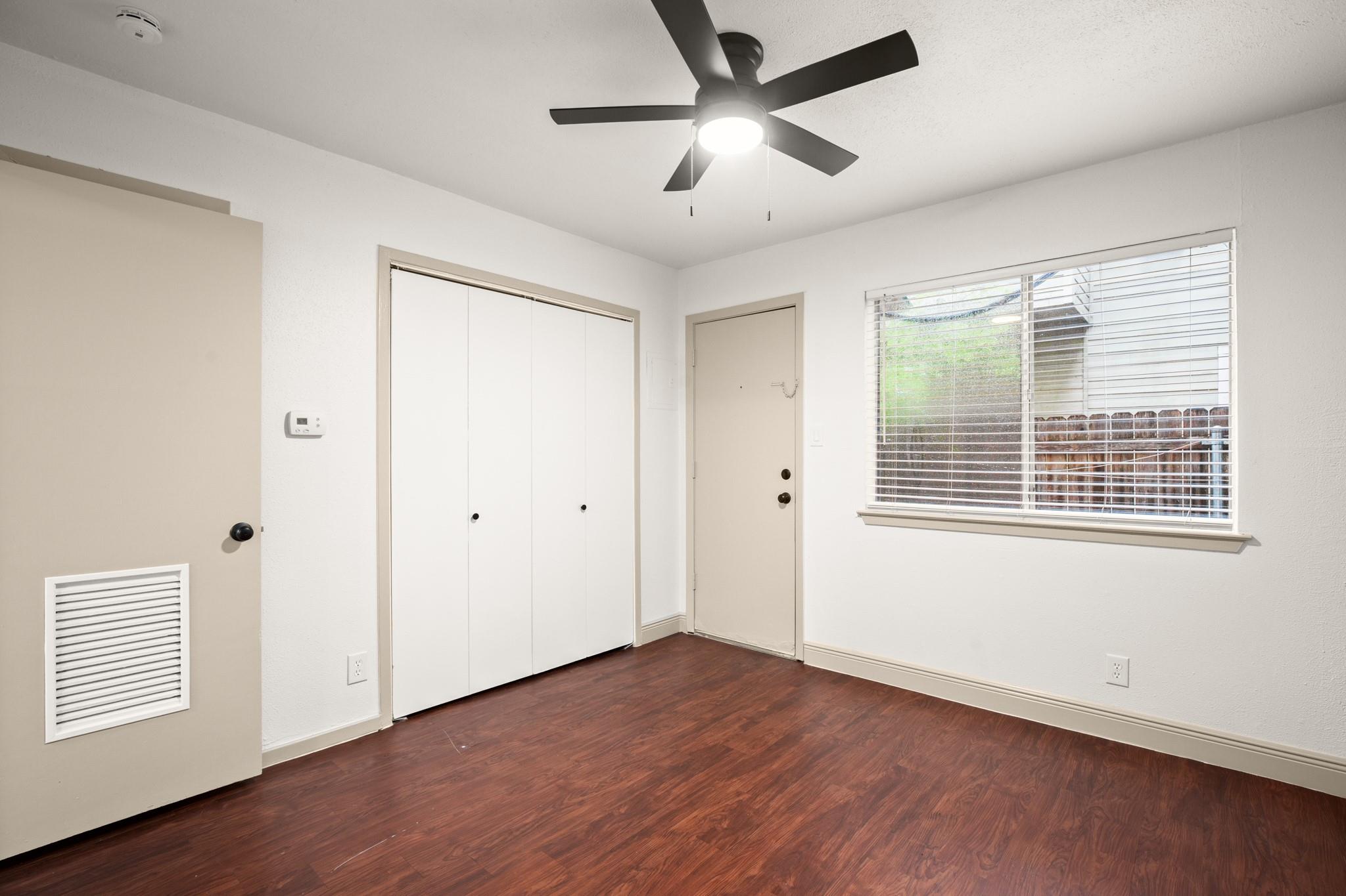 1010 W 23rd St # 3, Austin, TX 78705