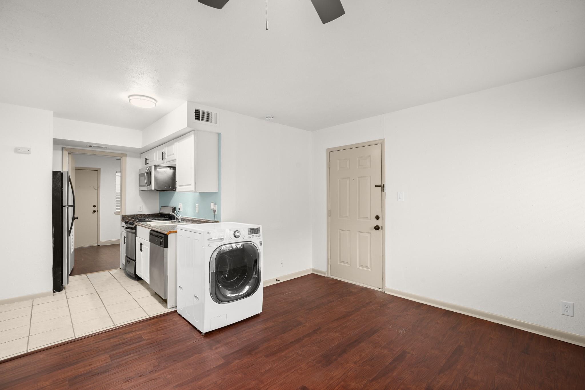 1010 W 23rd St # 3, Austin, TX 78705