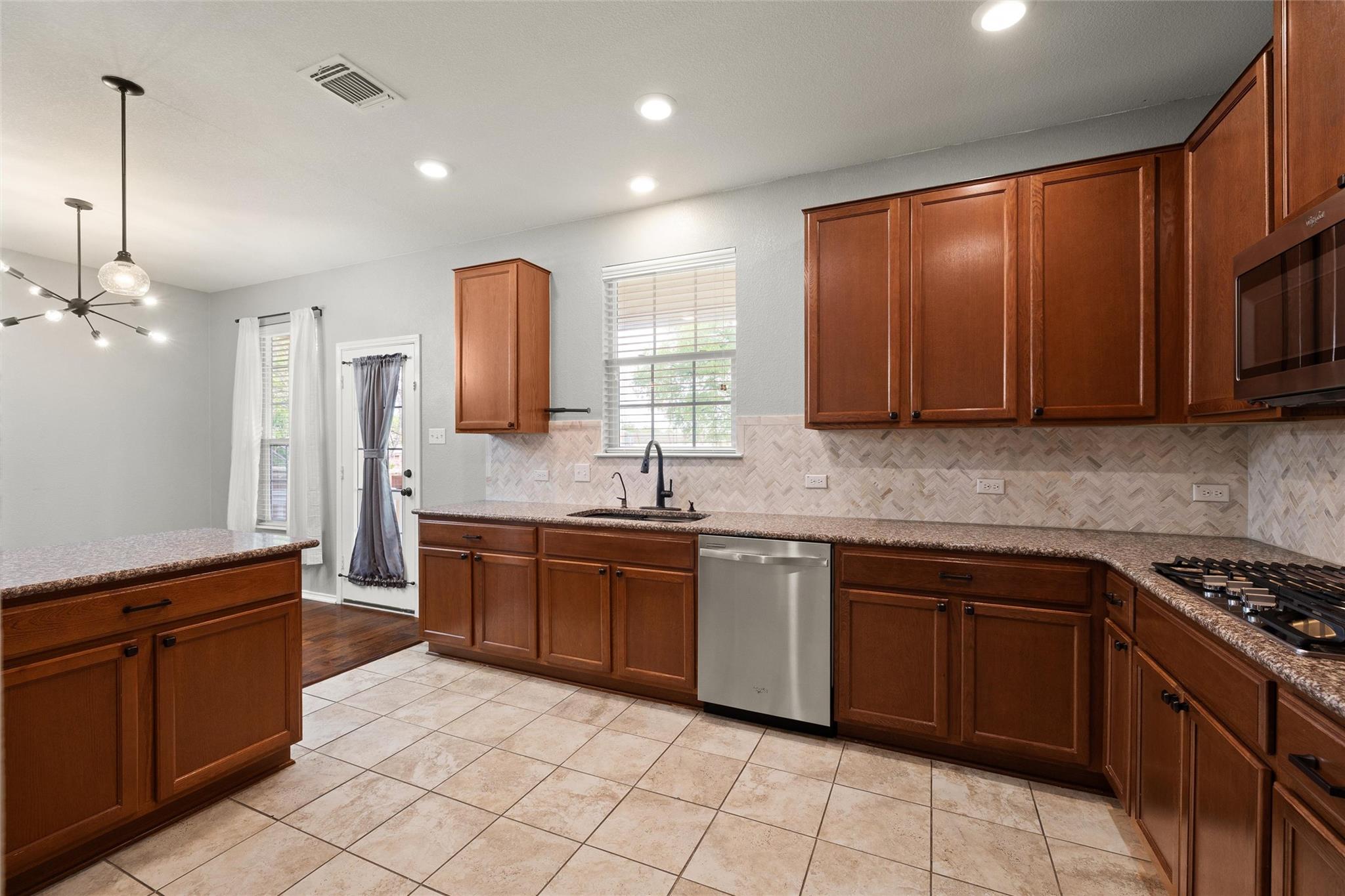 404 Buttercup Creek Blvd # 26, Cedar Park, TX 78613