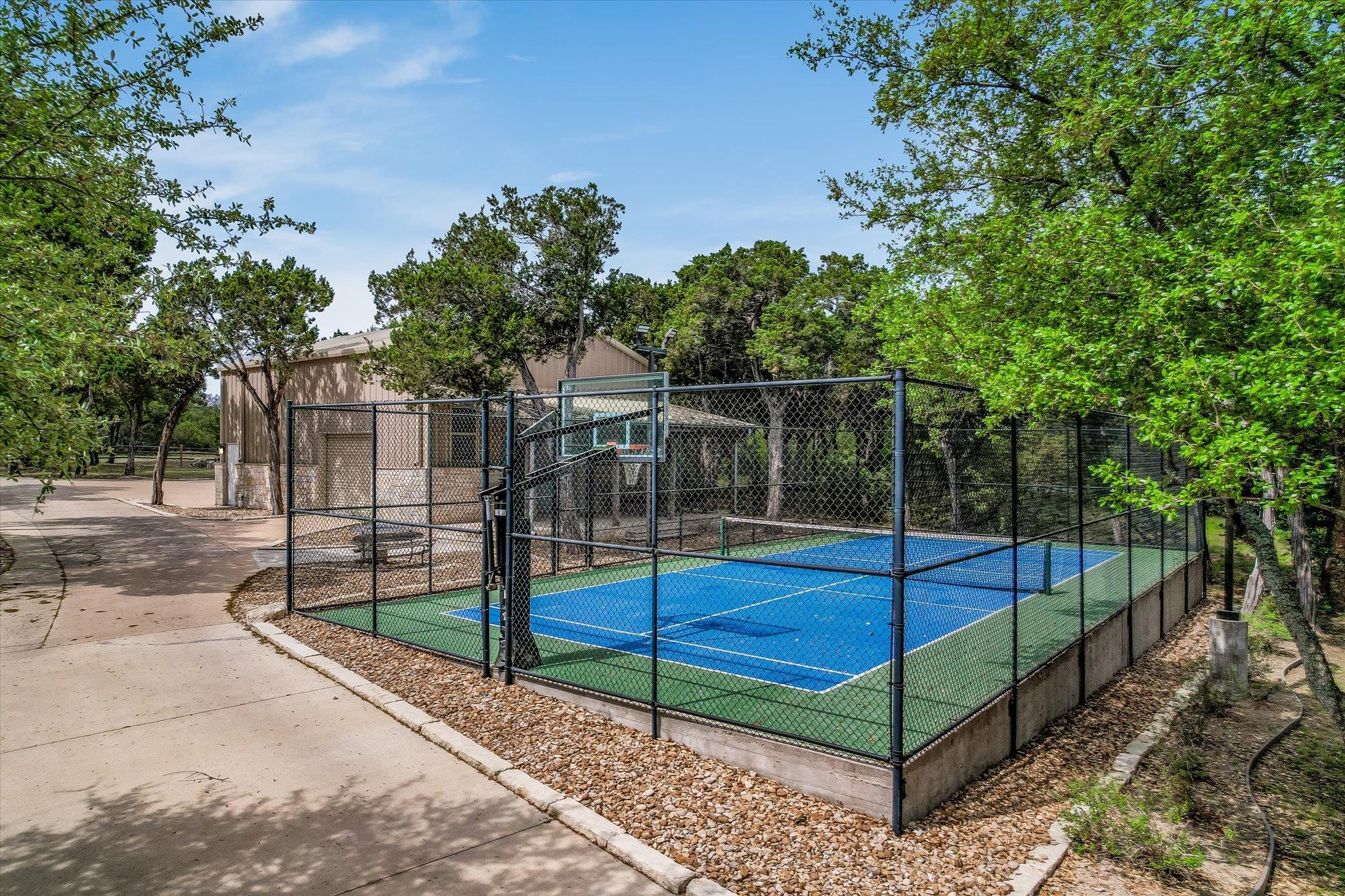 17510 Whippoorwill Trl, Lago Vista, TX 78645