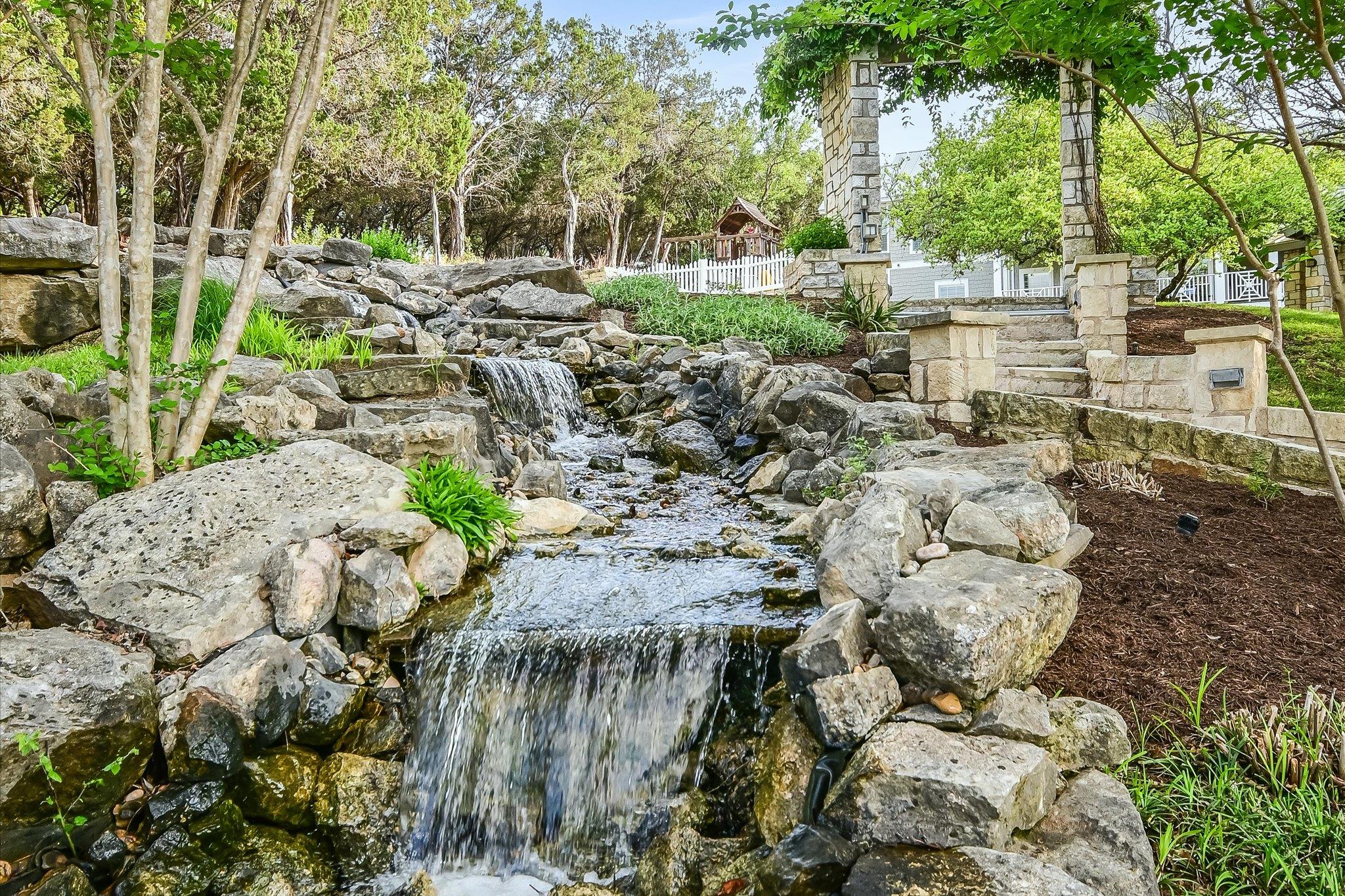 17510 Whippoorwill Trl, Lago Vista, TX 78645