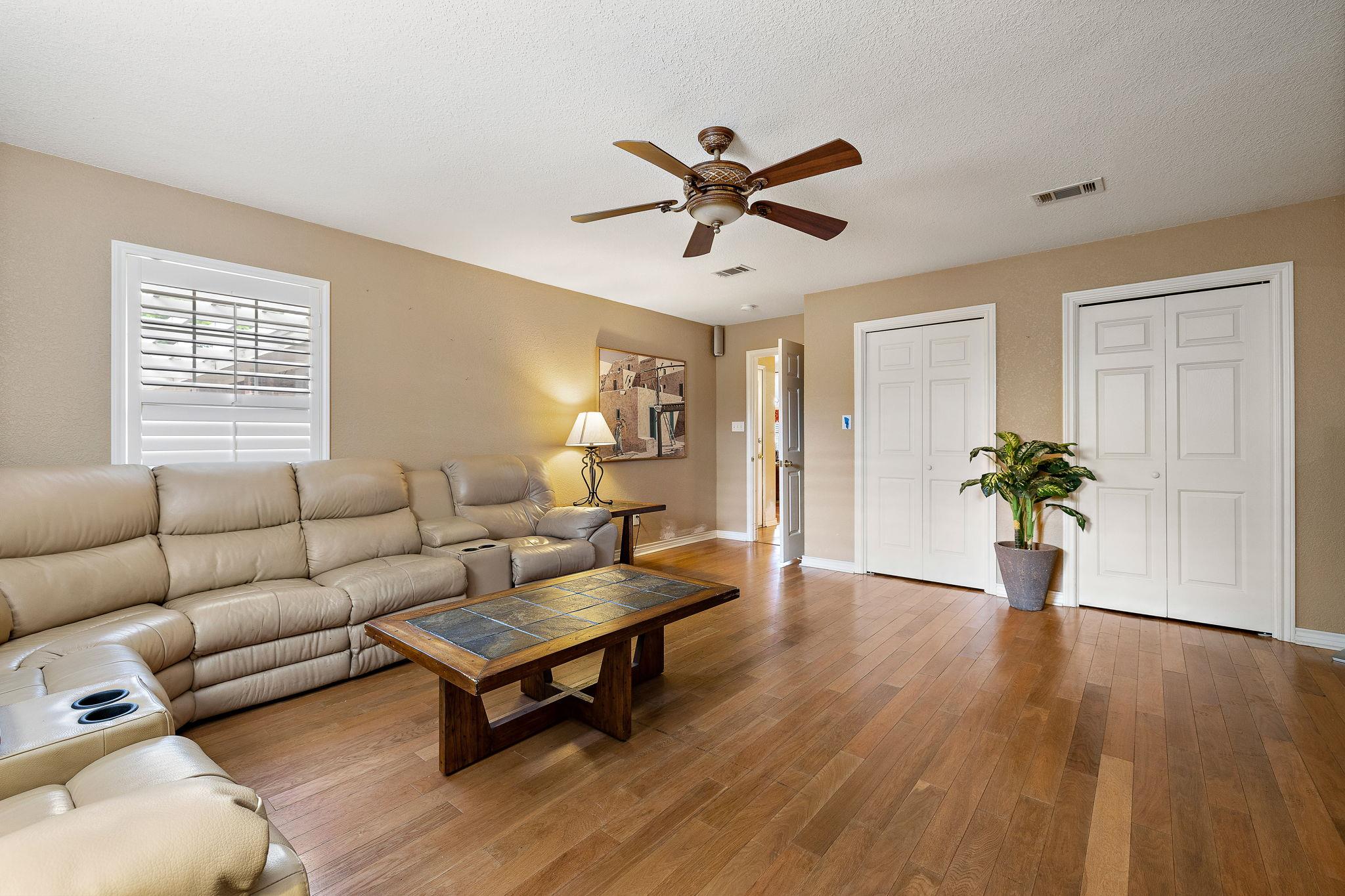 15 Meadow Run, Round Rock, TX 78664