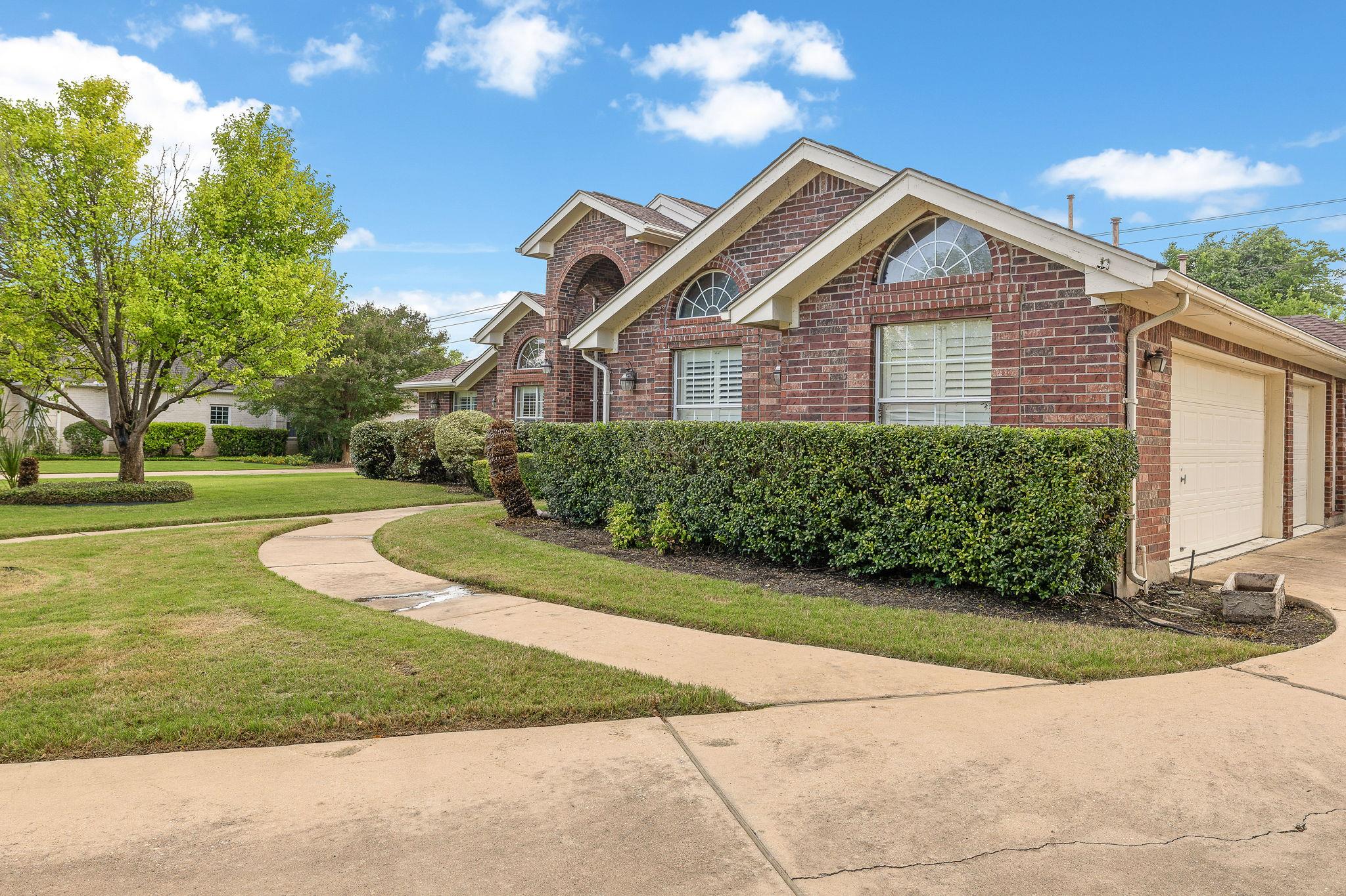 15 Meadow Run, Round Rock, TX 78664