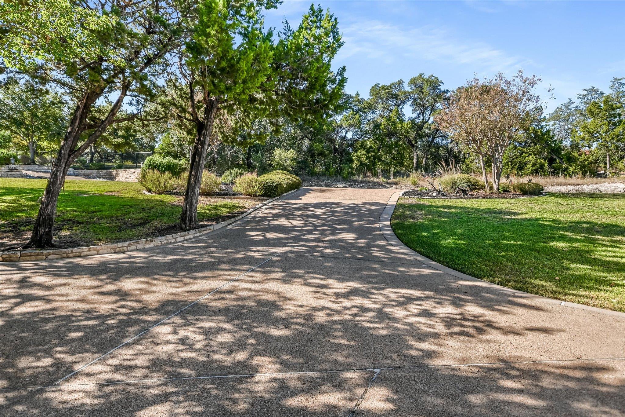 1817 Kingfisher Ridge Cv, Lago Vista, TX 78645
