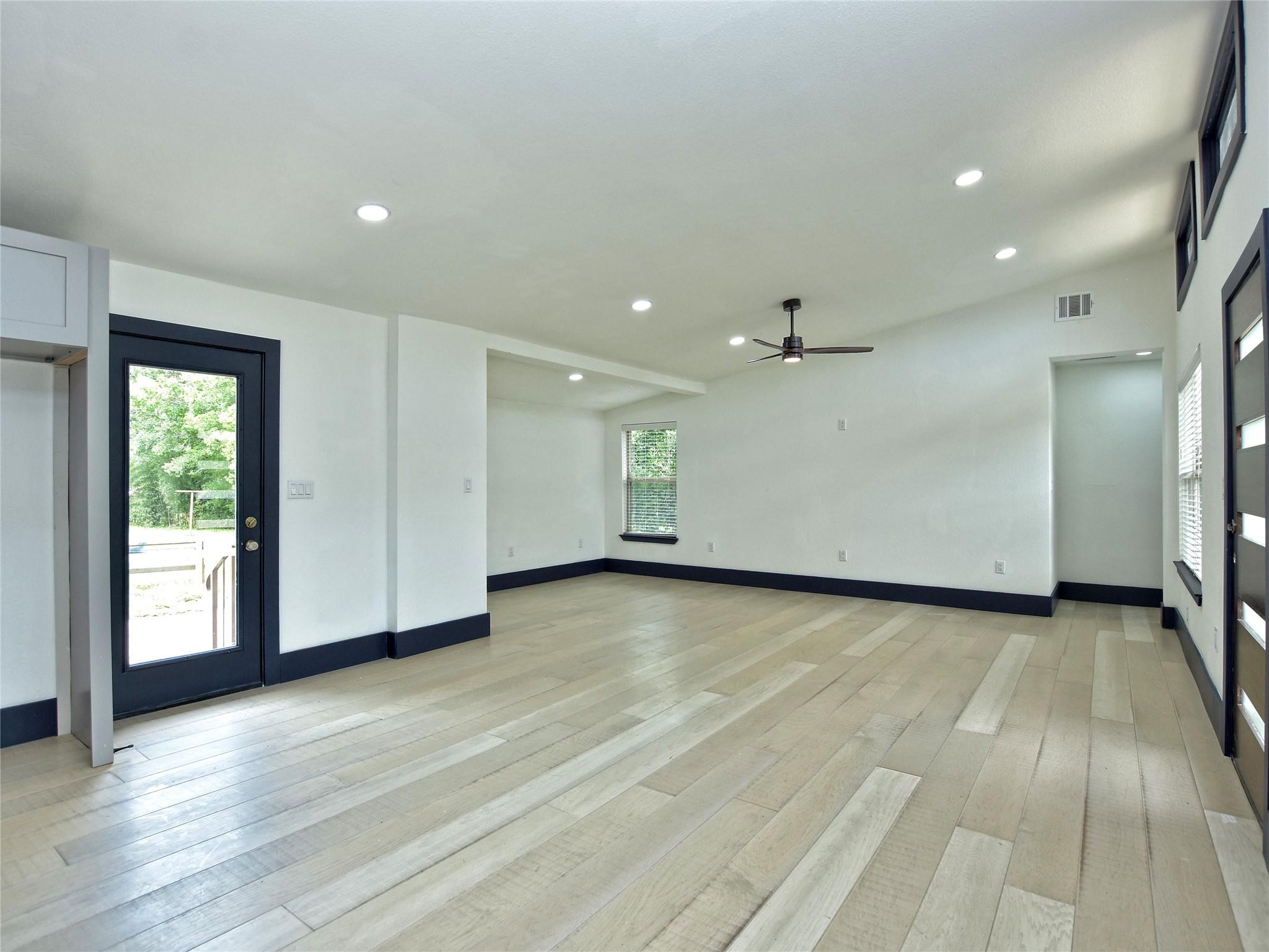 11800 Tedford St, Austin, TX 78753