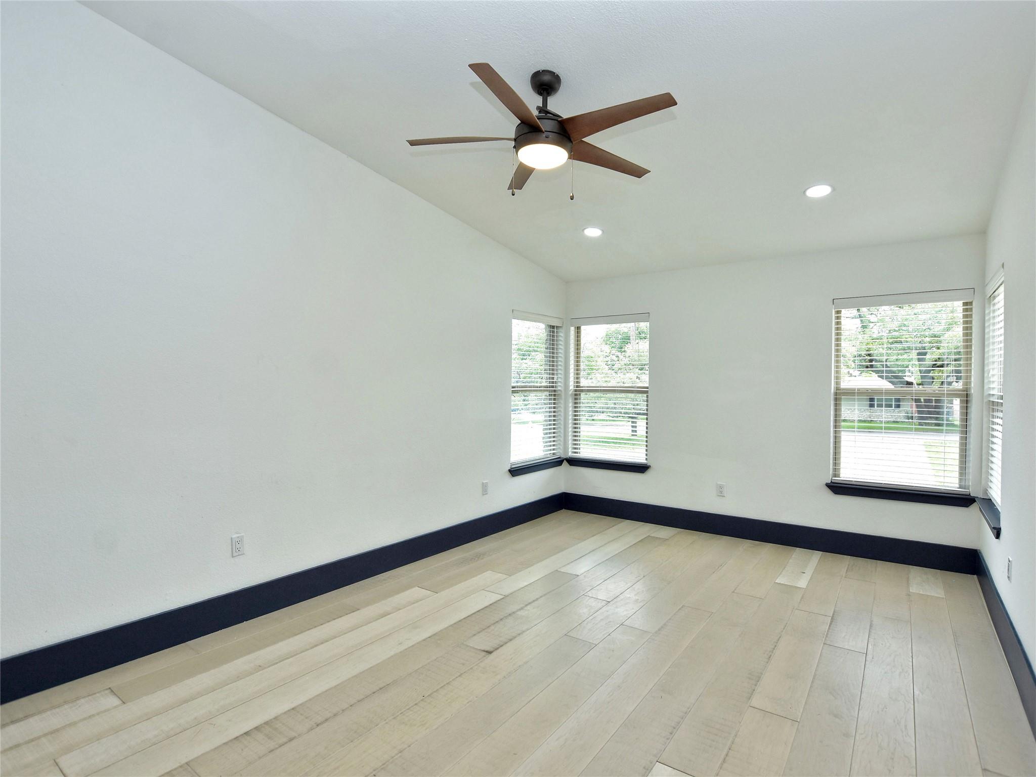 11800 Tedford St, Austin, TX 78753