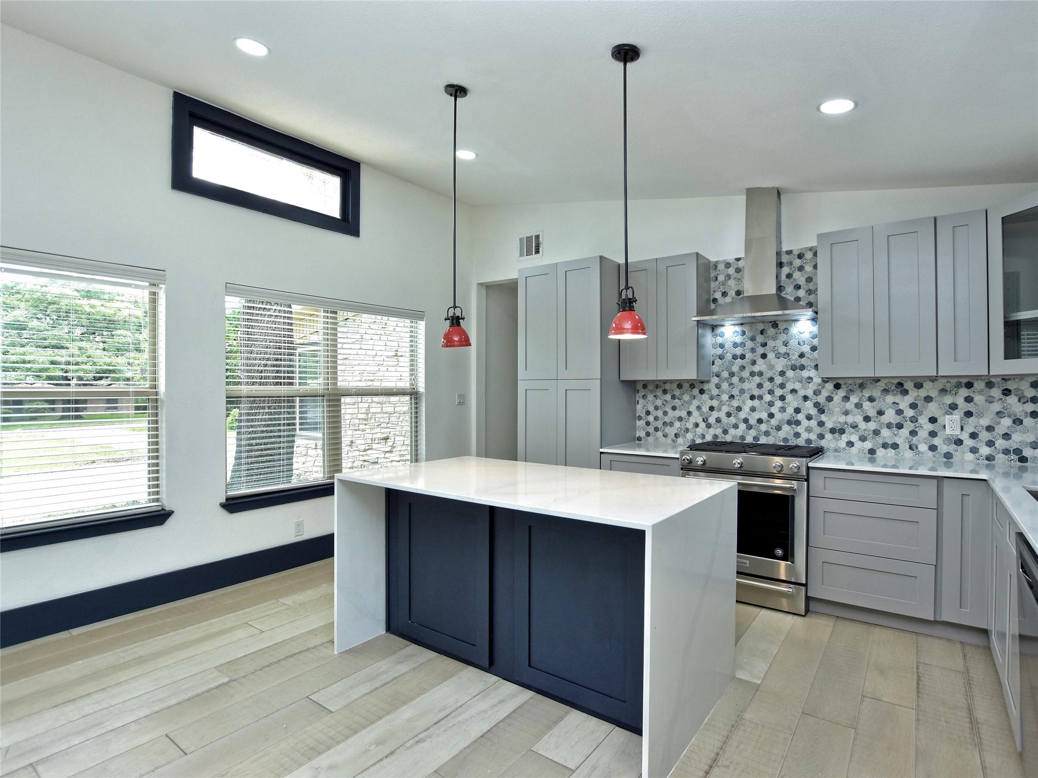 11800 Tedford St, Austin, TX 78753