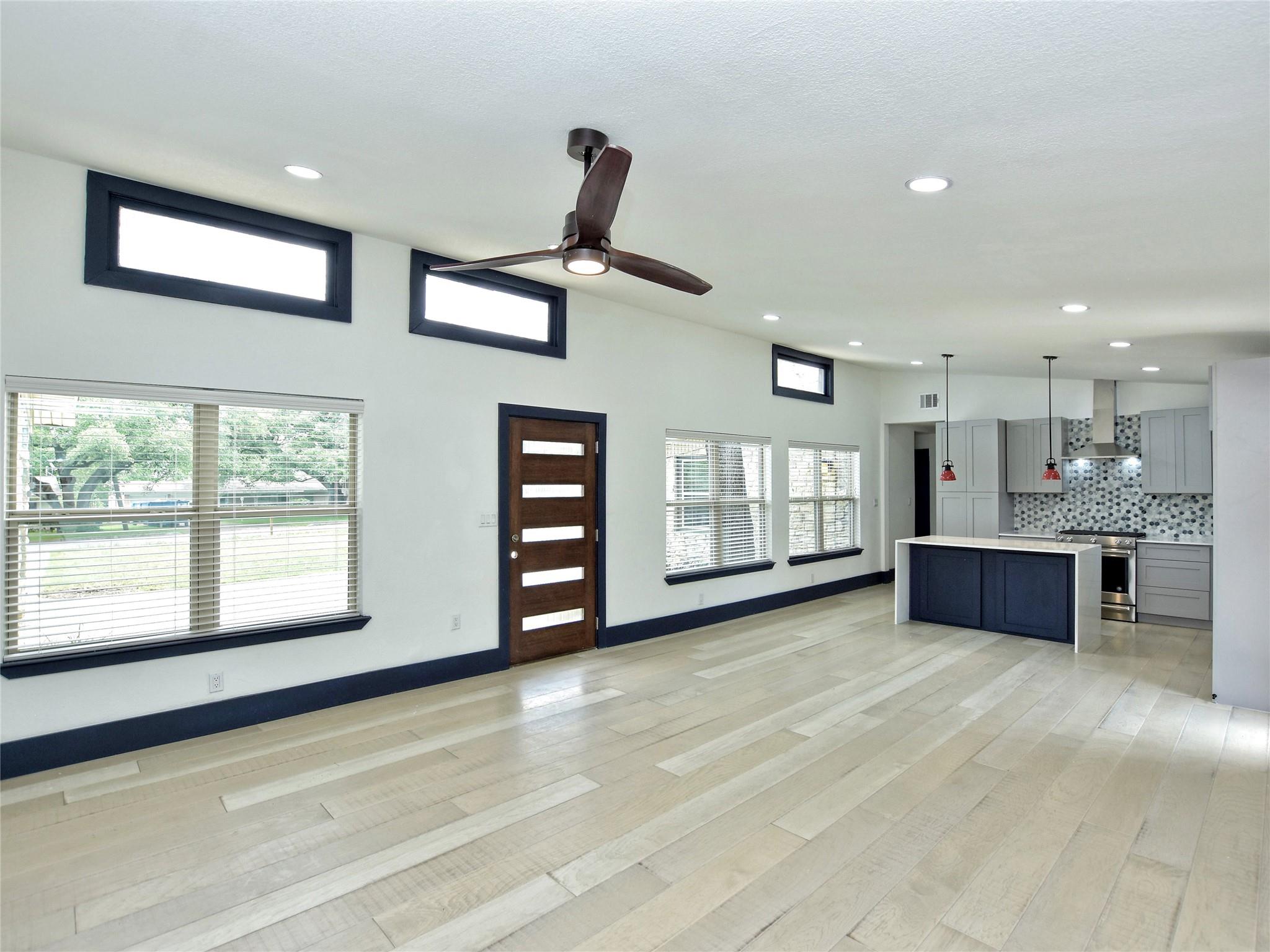 11800 Tedford St, Austin, TX 78753